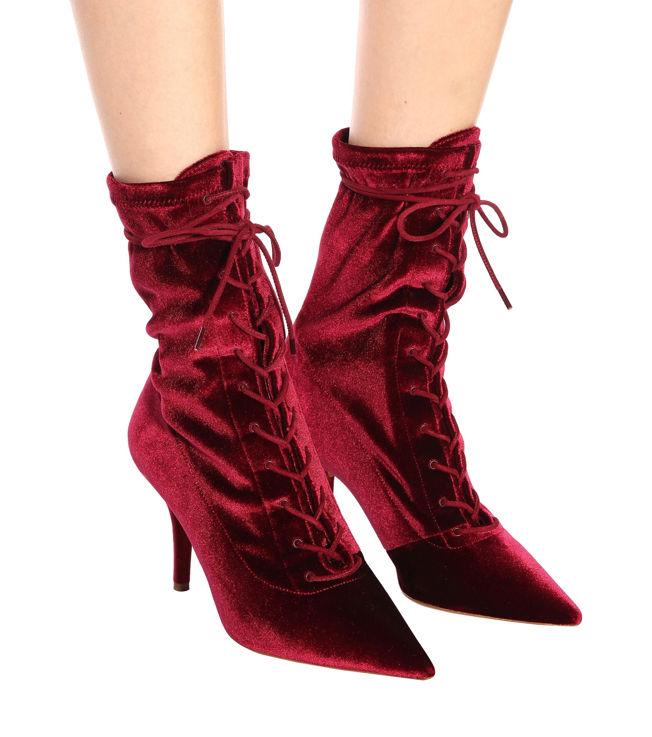 season 5 yeezy boots