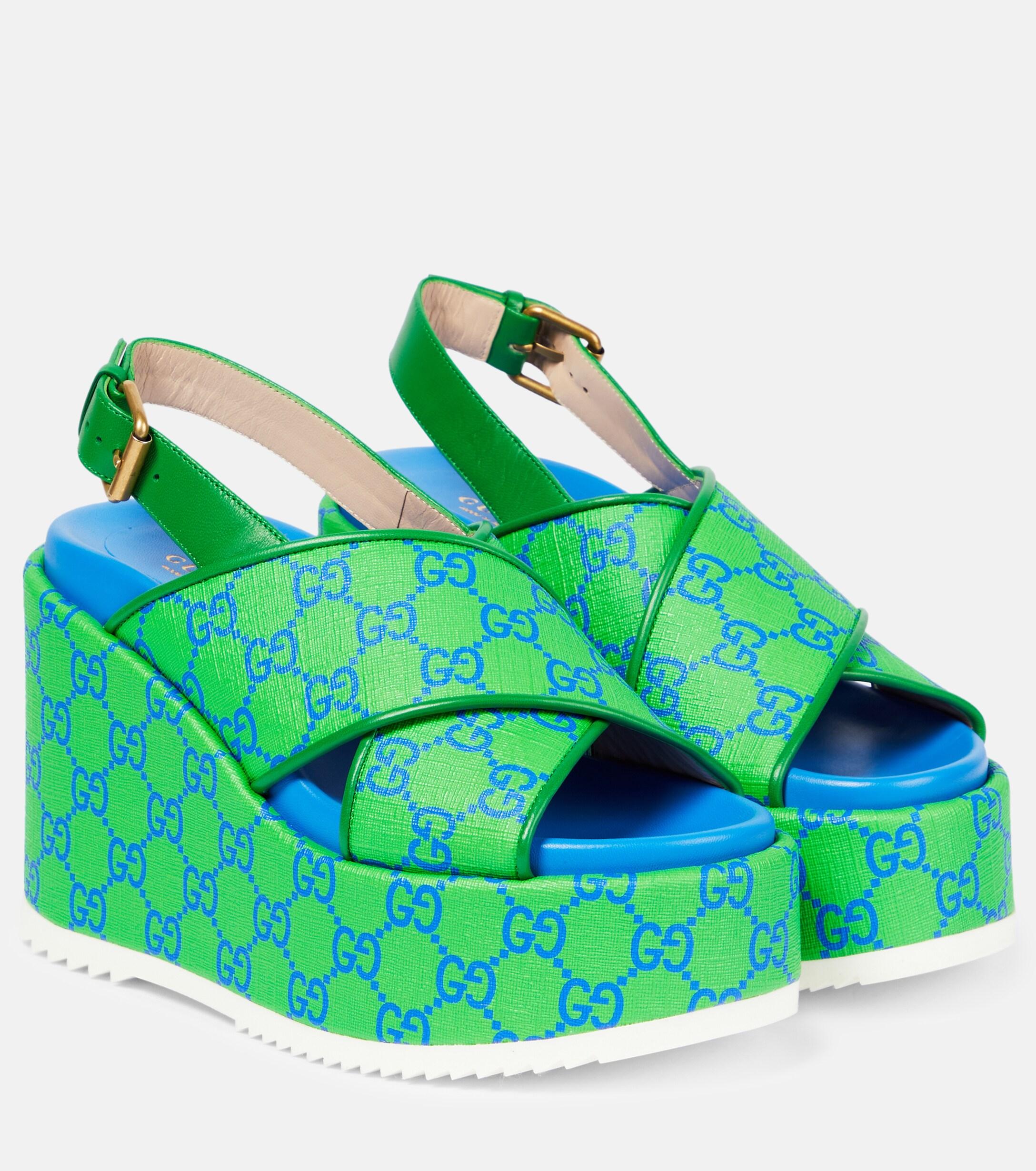 Sandales compensees GG Supreme Gucci en coloris Vert | Lyst