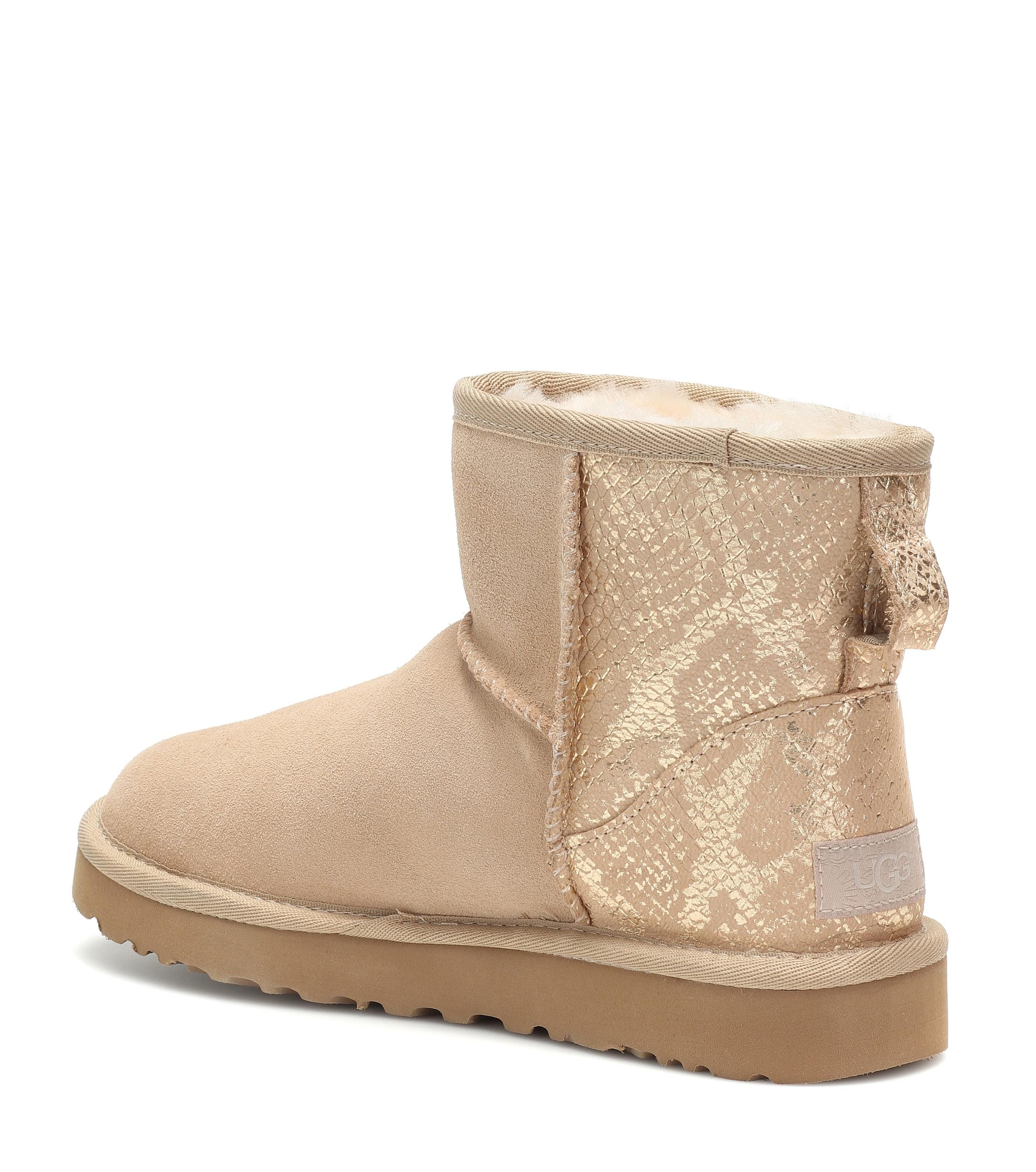 ugg mini beige platform