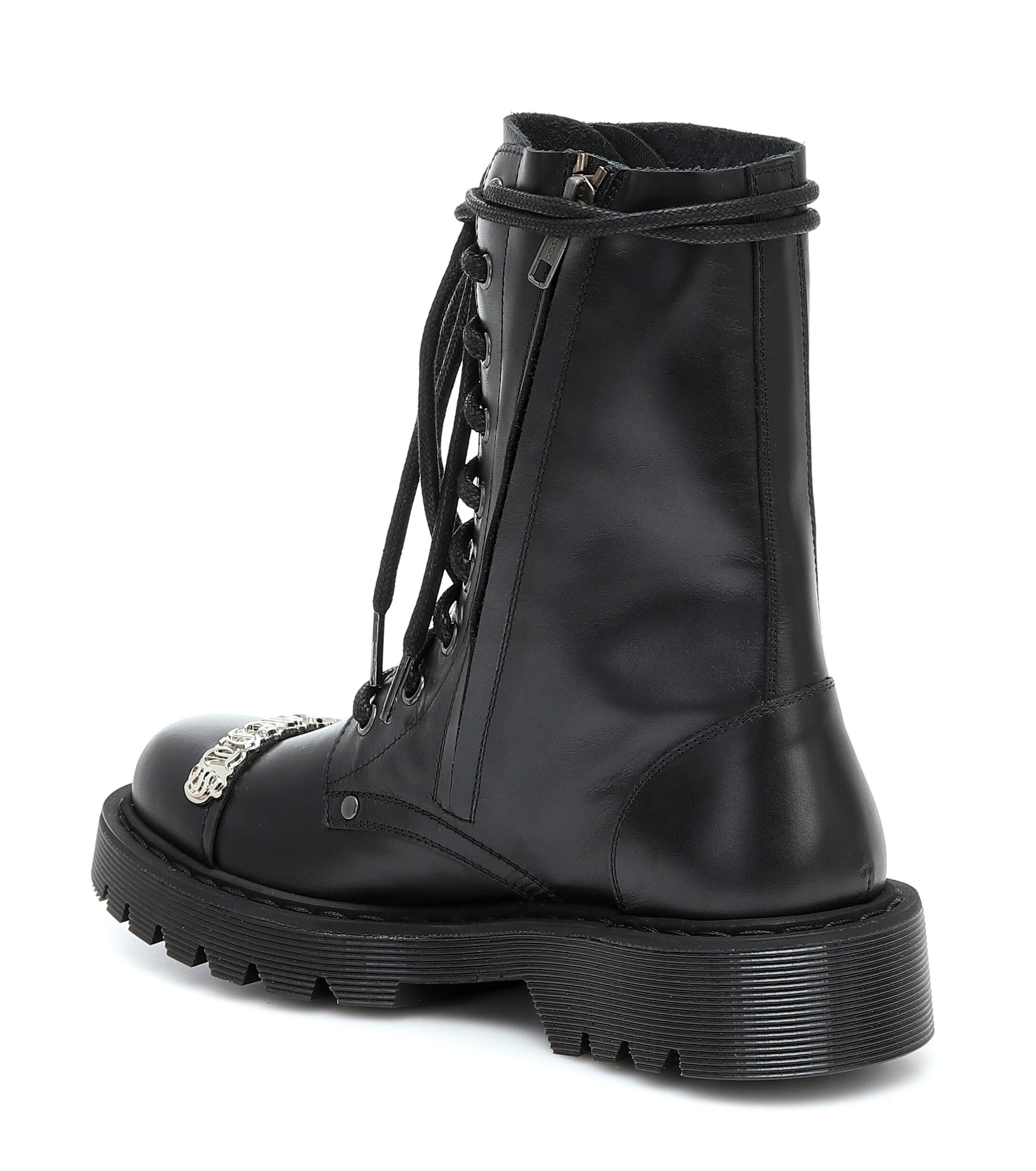 Vetements Logo-embellished Leather Ankle Boots in Black - Lyst