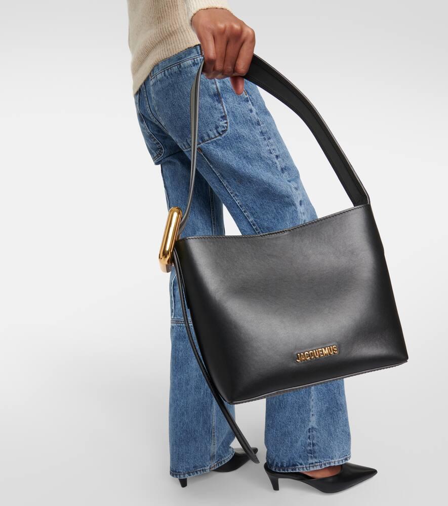 関税負担なし☆JACQUEMUS LE PETIT REGALO ショルダーバッグ Jacquemus Le Chouchou Le Petit Regalo Leather Shoulder Bag