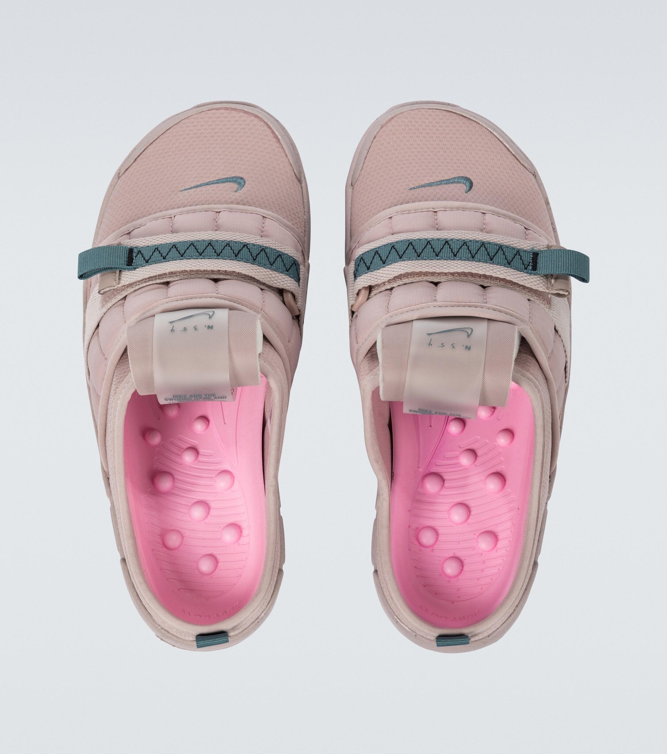 Nike Offline Padded Mules in Pink - Lyst