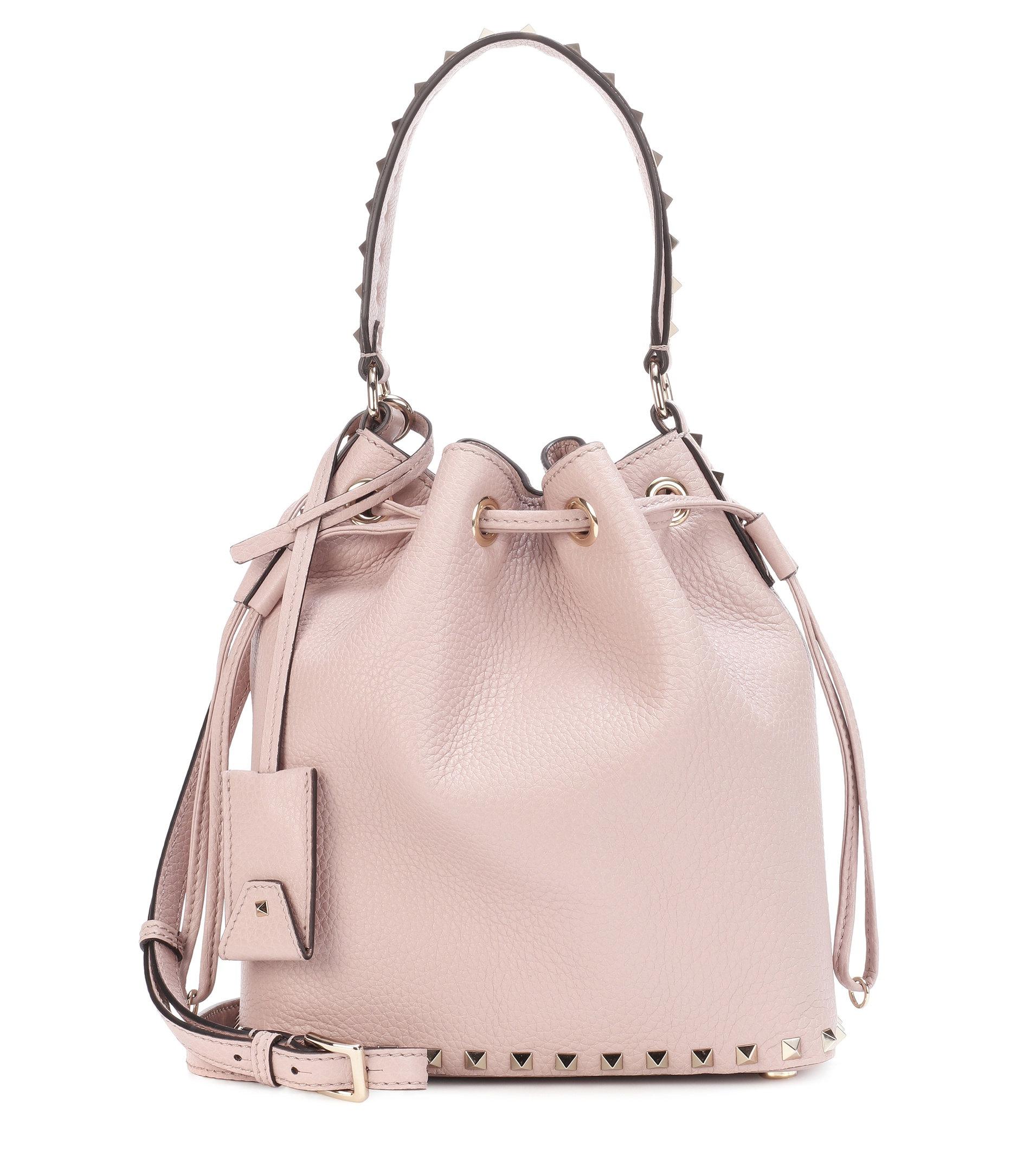 Valentino Valentino Garavani Rockstud Small Leather Bucket Bag in Pink -  Lyst