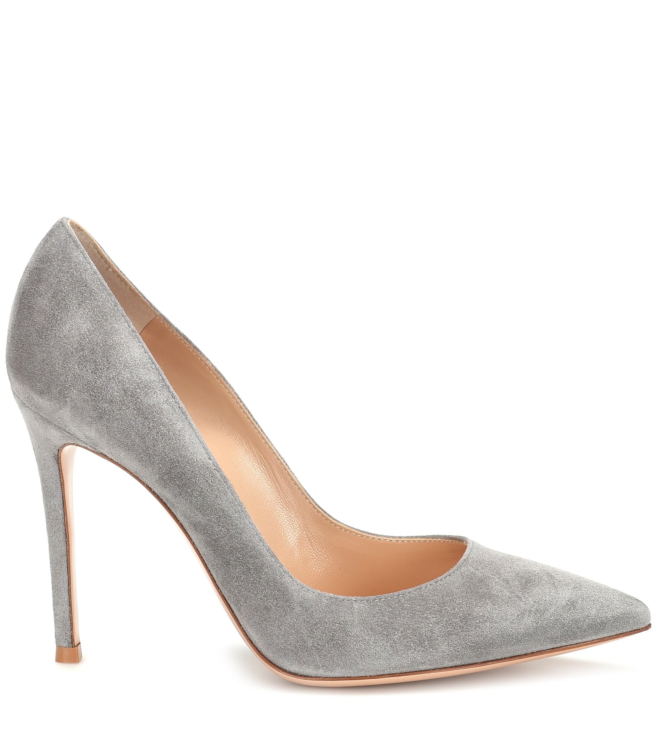 gianvito rossi 105 pumps