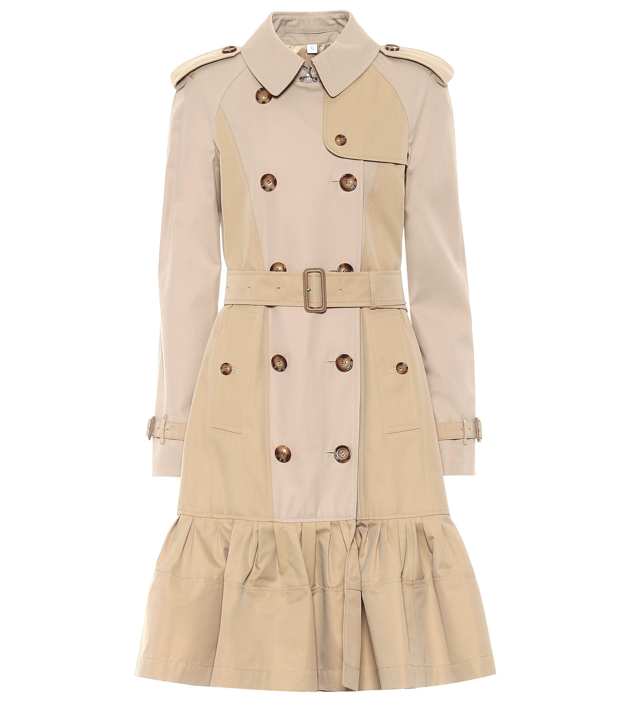 Burberry Clayhall Ruffled-hem Cotton-gabardine Trench Coat in Natural | Lyst