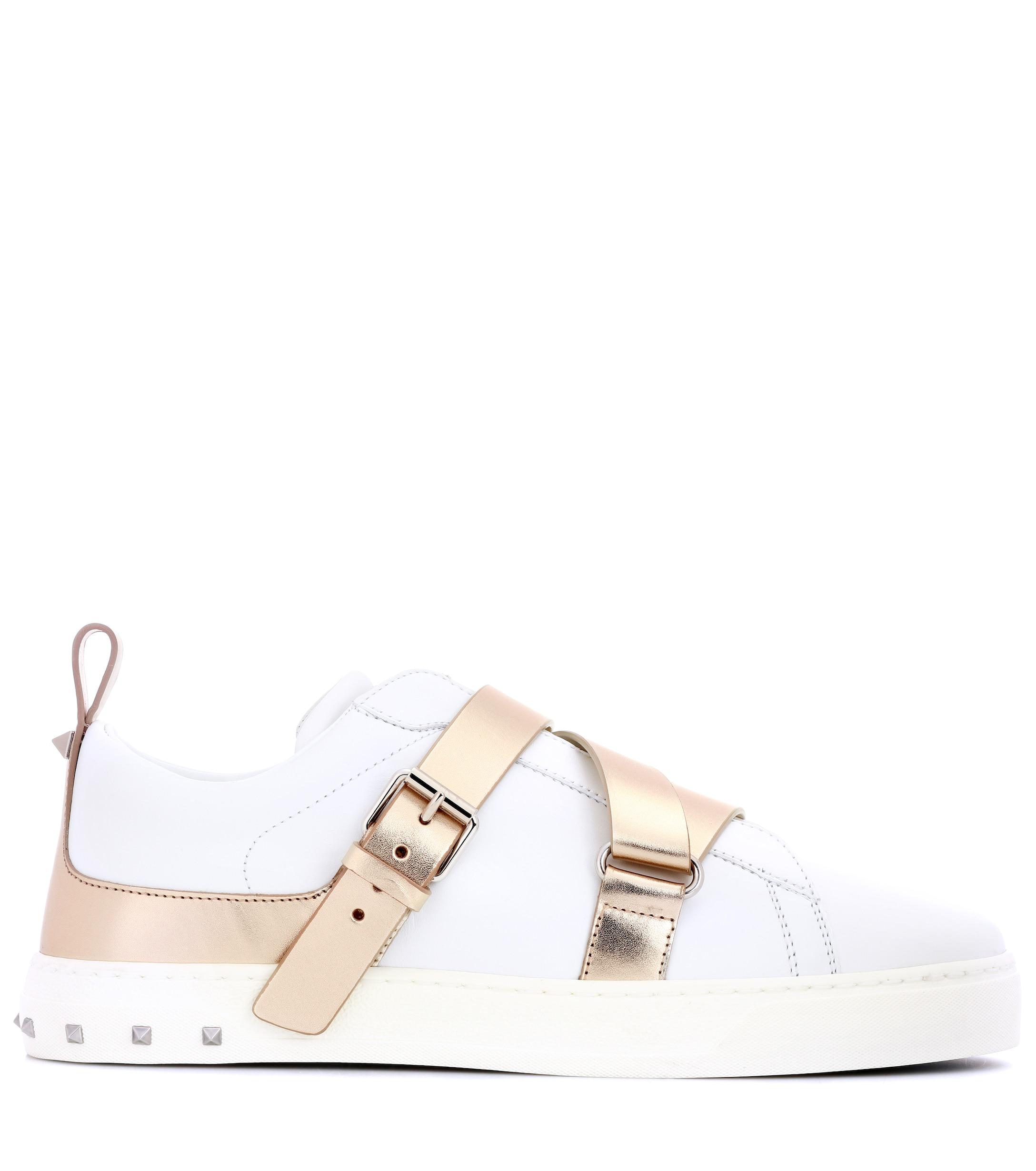 Valentino Leather Sneakers in White - Lyst