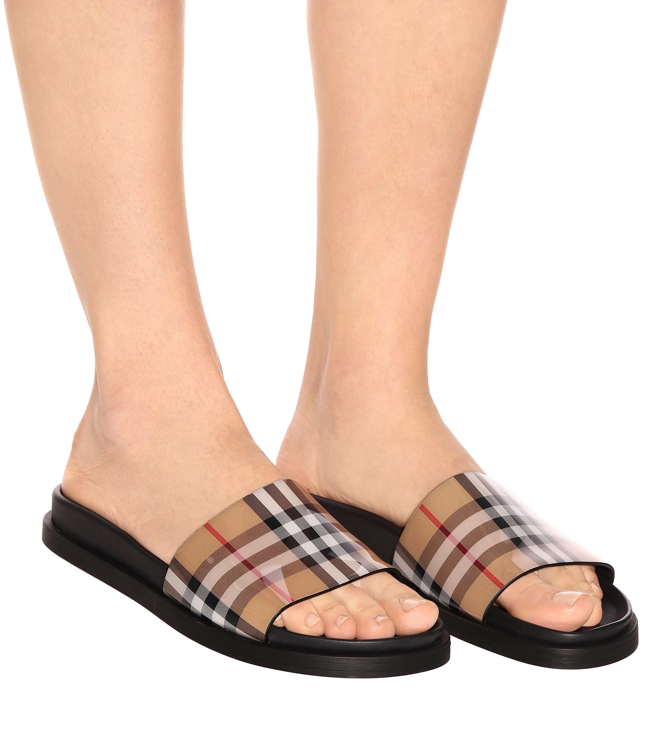 Burberry Vintage Check And Leather Slides in Black | Lyst