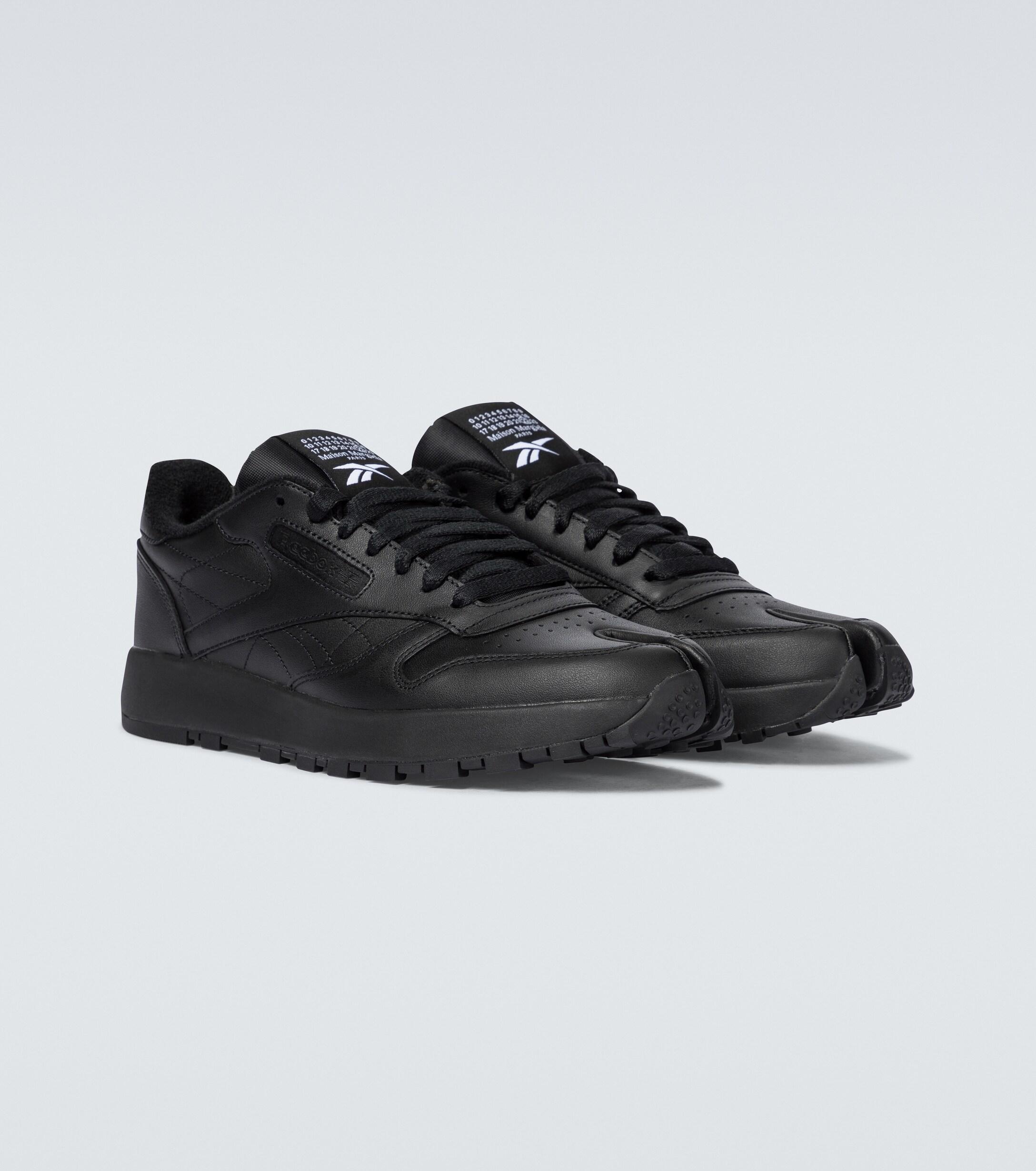 reebok tabi black