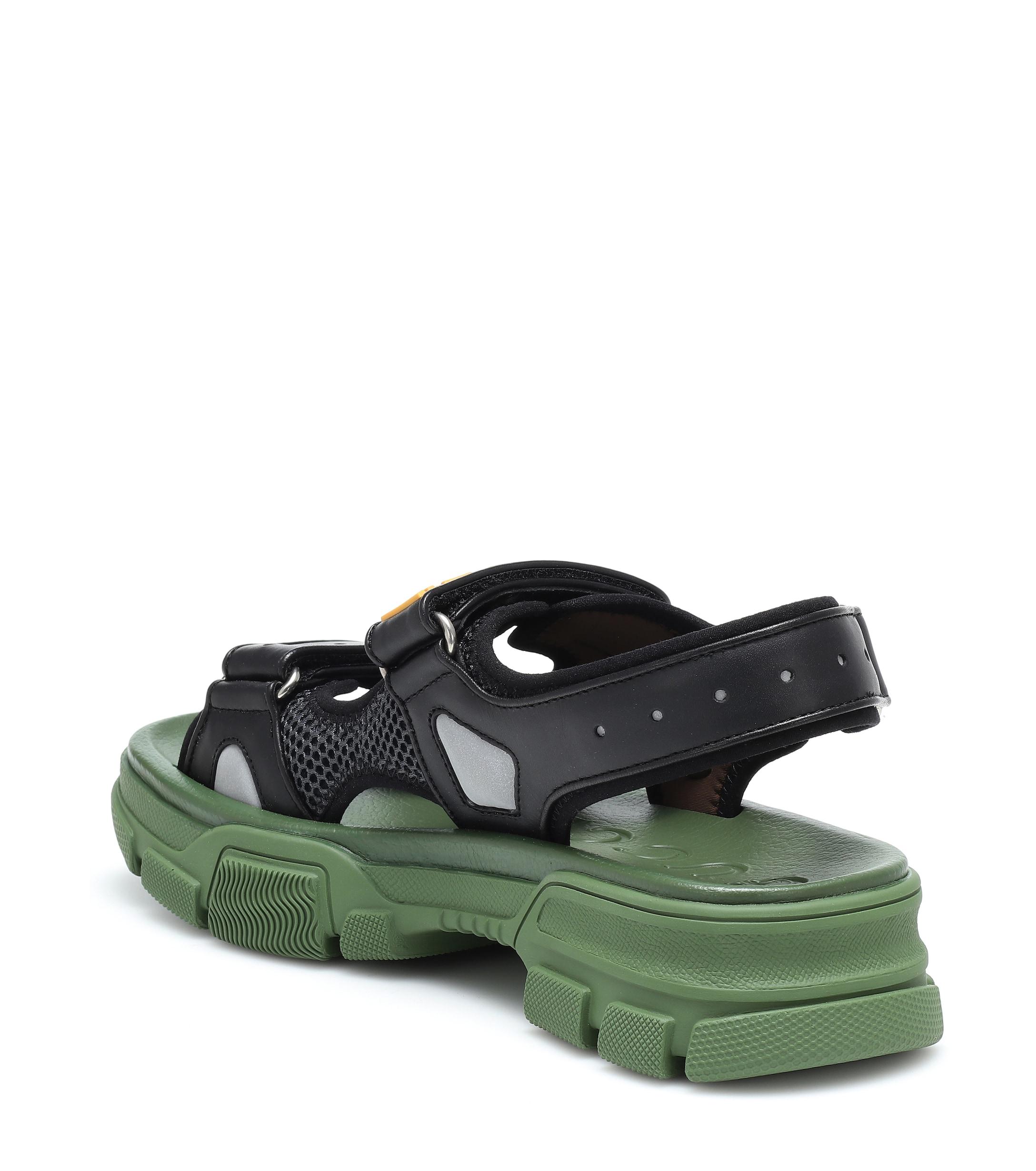 aguru sandals