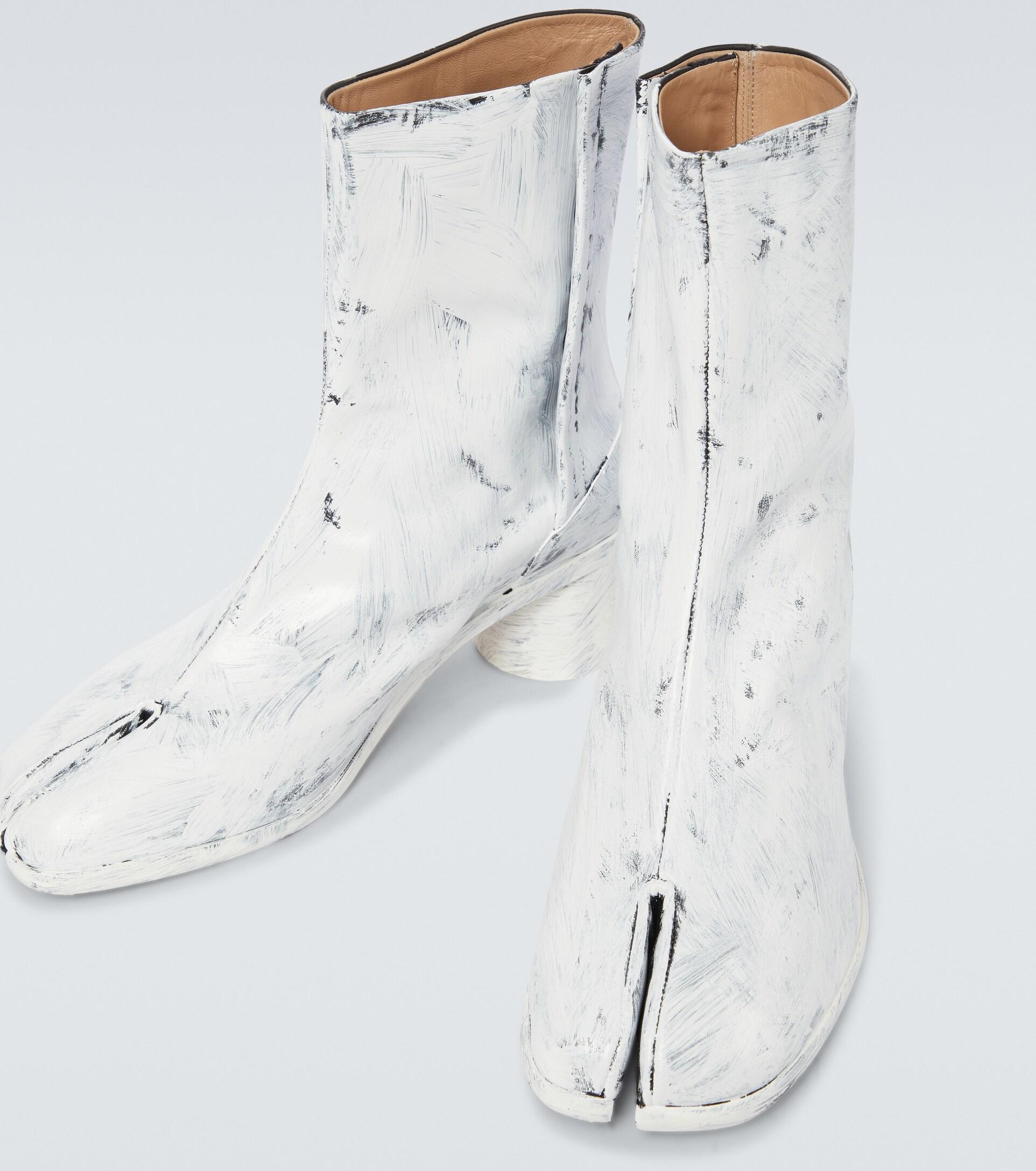 Maison Margiela Tabi Leather Bianchetto Boots in White for Men | Lyst