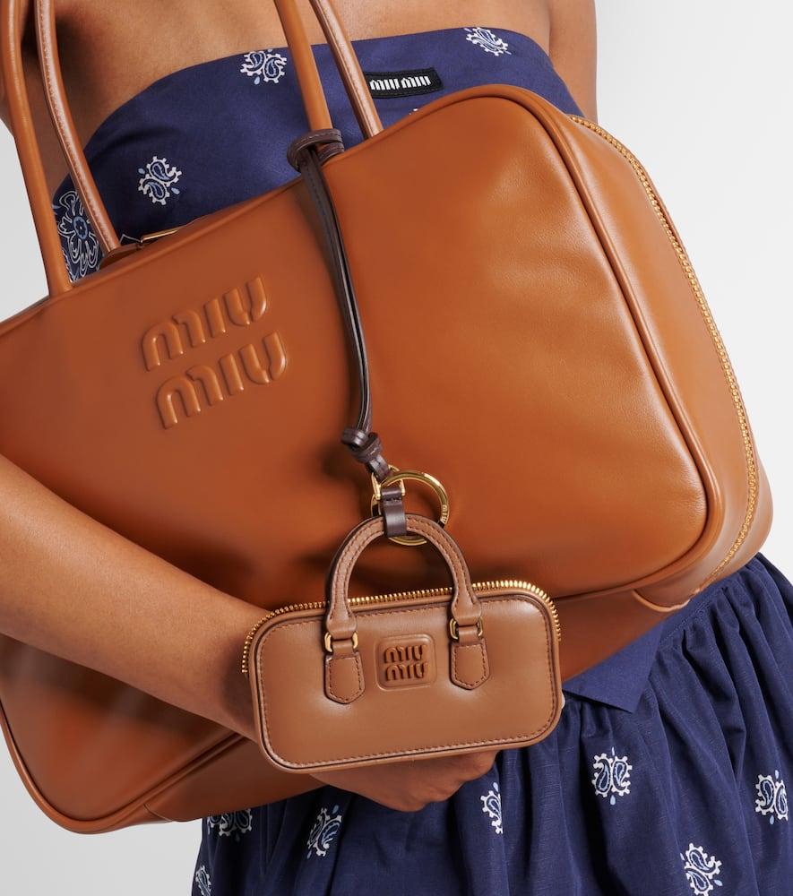 バッグ MIU MIU Archive Leather Handbag Charm Miu Miu Arcadie Leather Bag Charm in Brown | Lyst UK