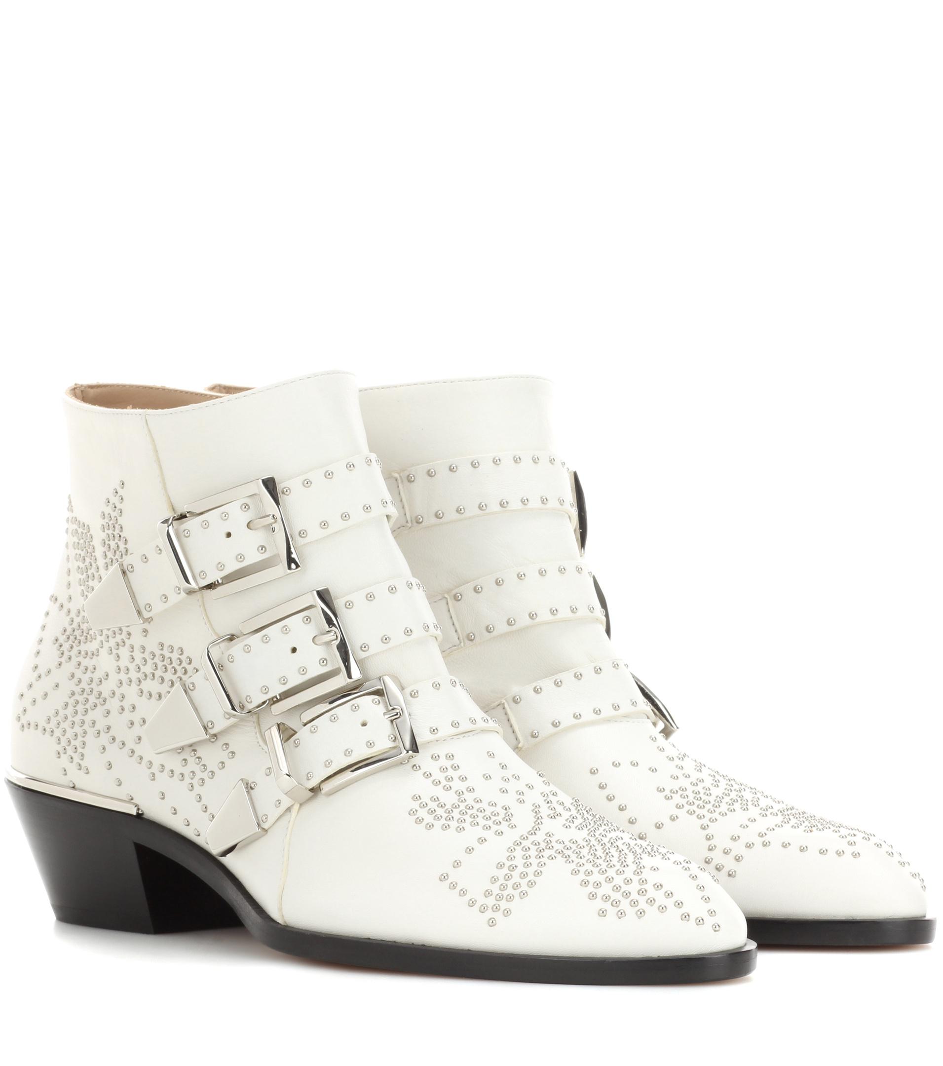 Chloé Susanna Studded Leather Ankle Boots in White - Lyst