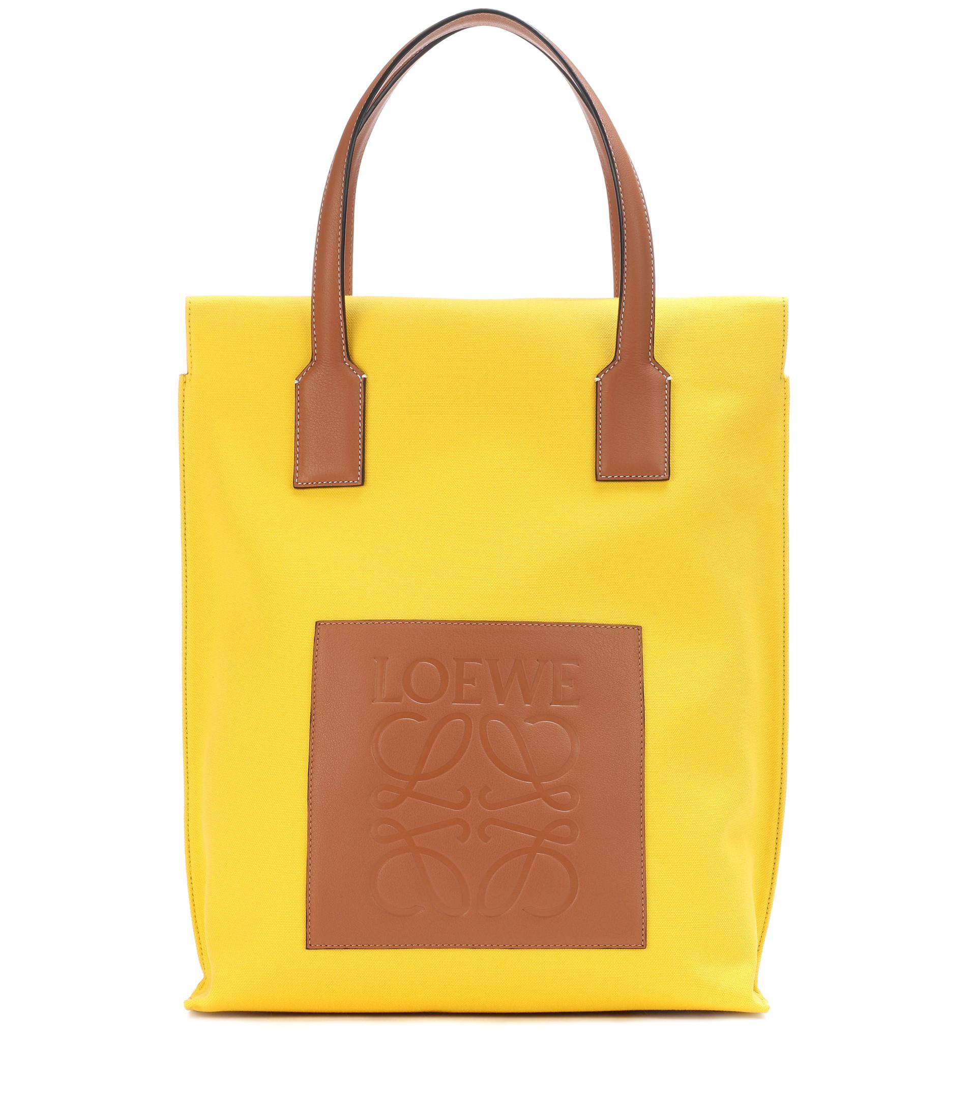 Bolso de mano Shopper de lona Loewe de color Amarillo | Lyst