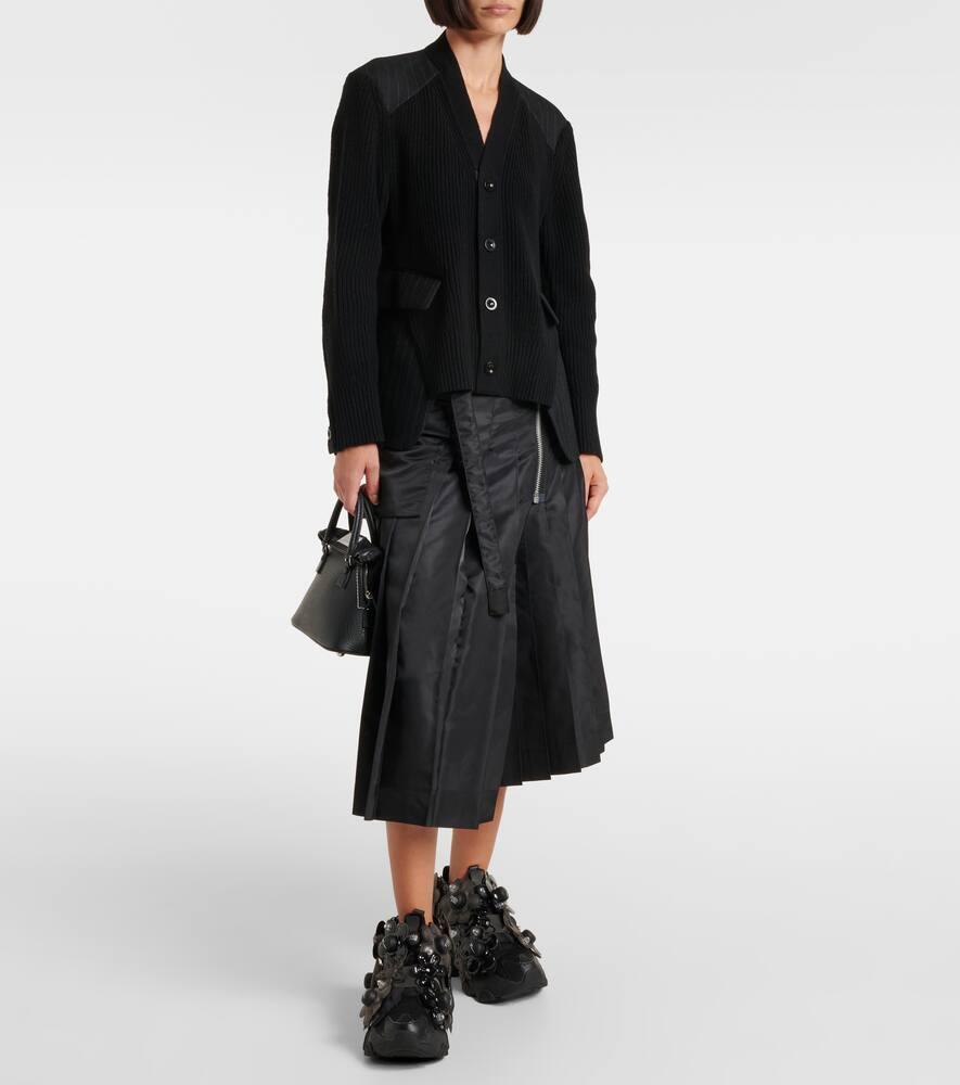 Noir Kei Ninomiya X Reebok Insta Pump Yuki Sneakers in Black Noir Kei Ninomiya X Reebok Insta Pump Yuki Sneakers in Black