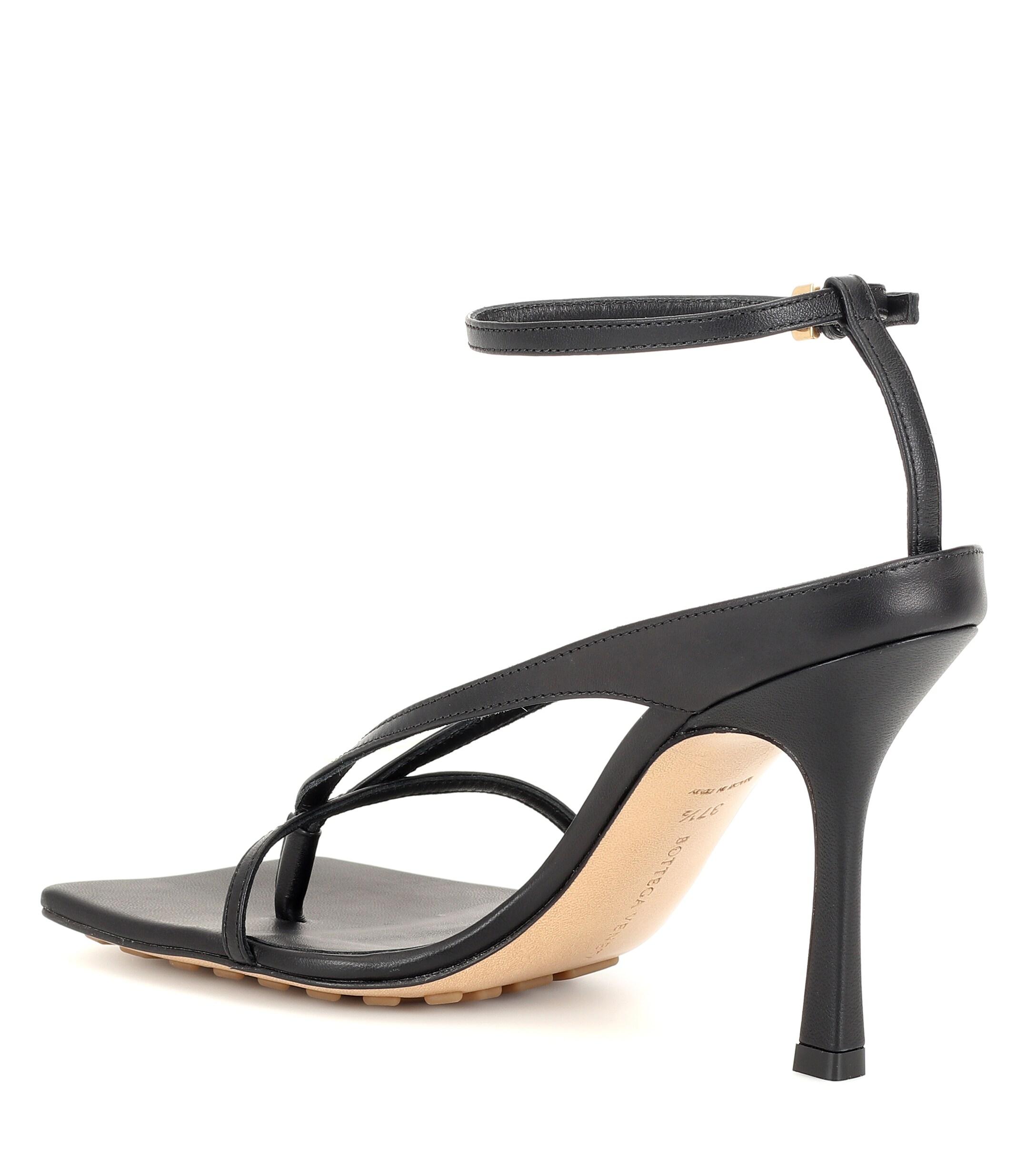 Bottega Veneta Stretch Leather Sandals in Black - Lyst