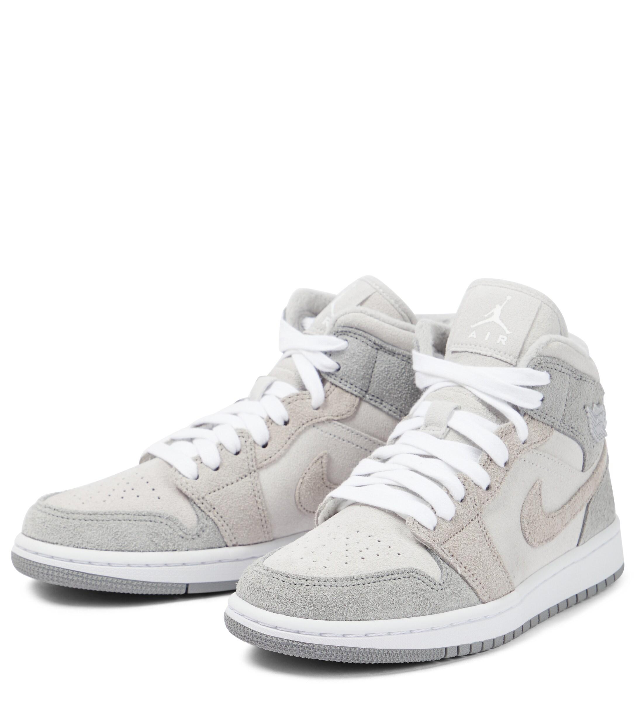 Baskets Air Jordan 1 en daim Daim Nike en coloris Gris | Lyst