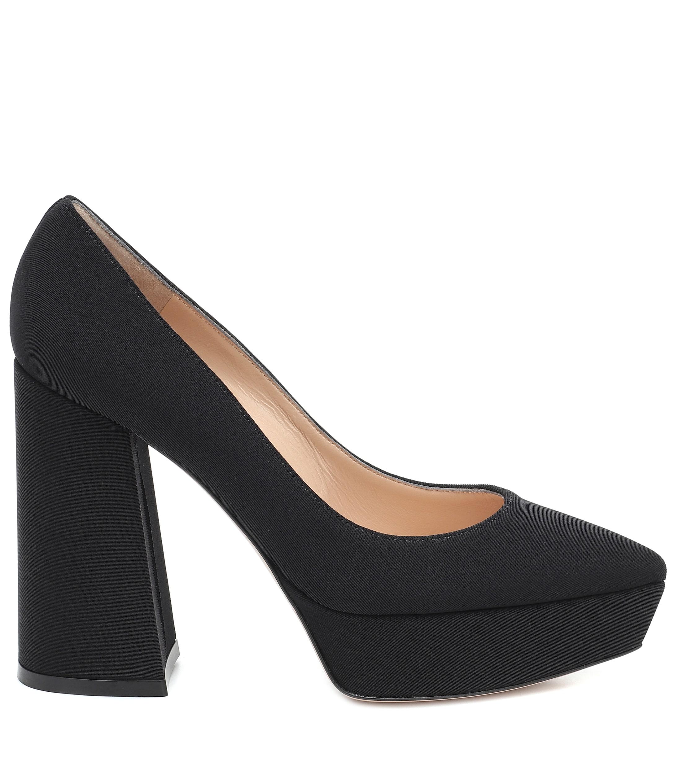 Gianvito Rossi Suede Platform Pumps in Black - Lyst