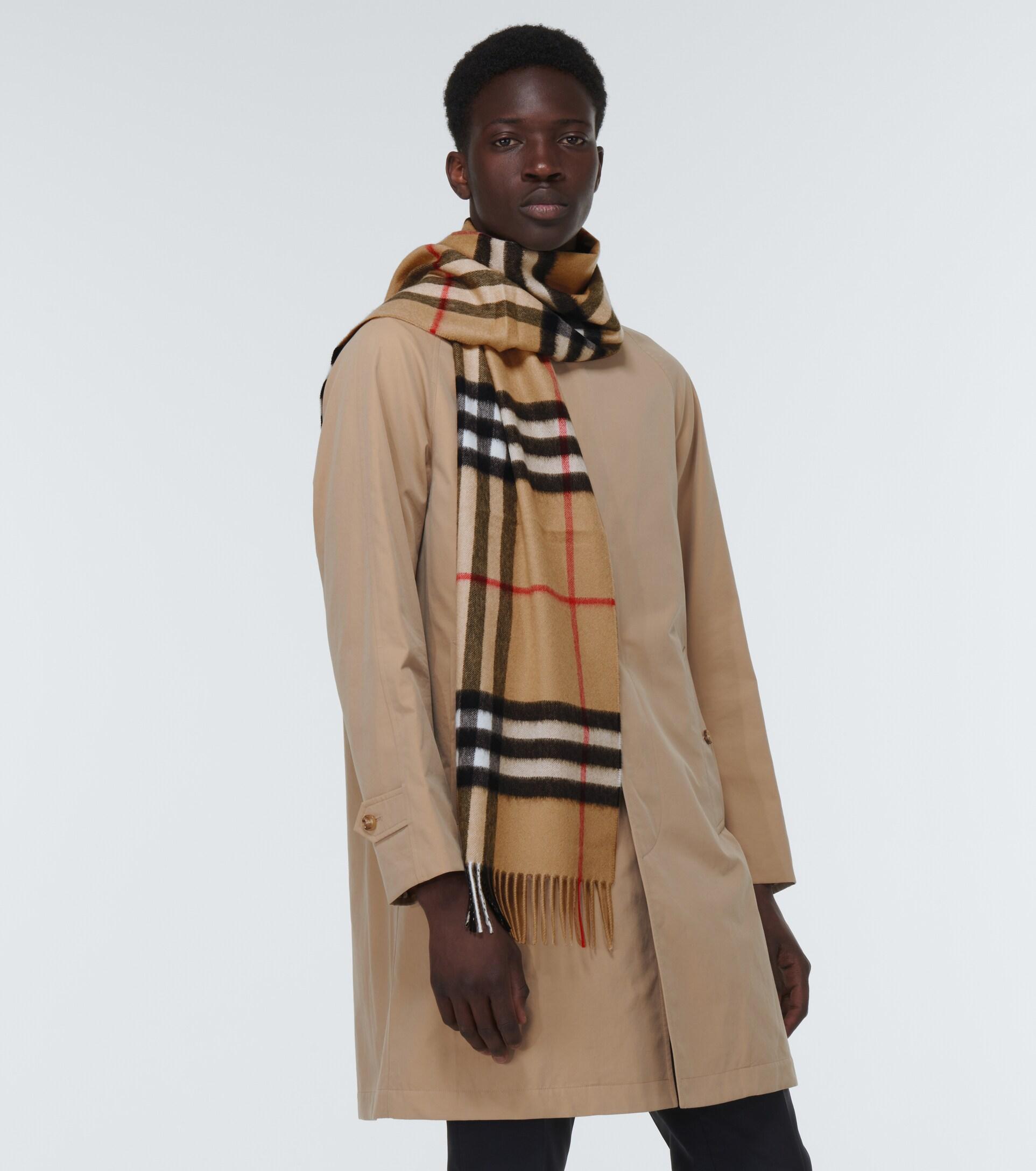 Burberry Vintage Check Cashmere Scarf in Natural for Men | Lyst