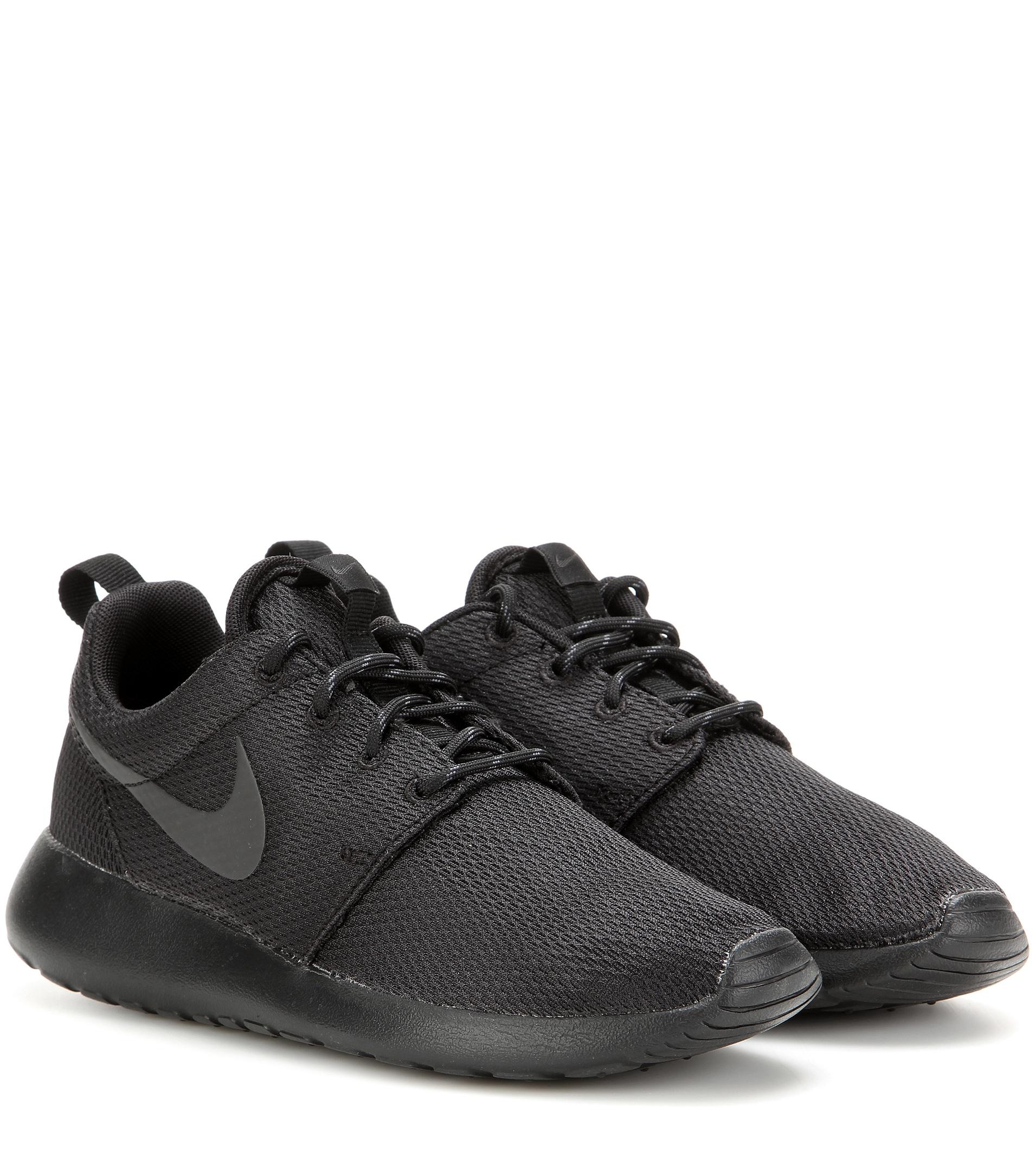 nike roshe one men's obsidian