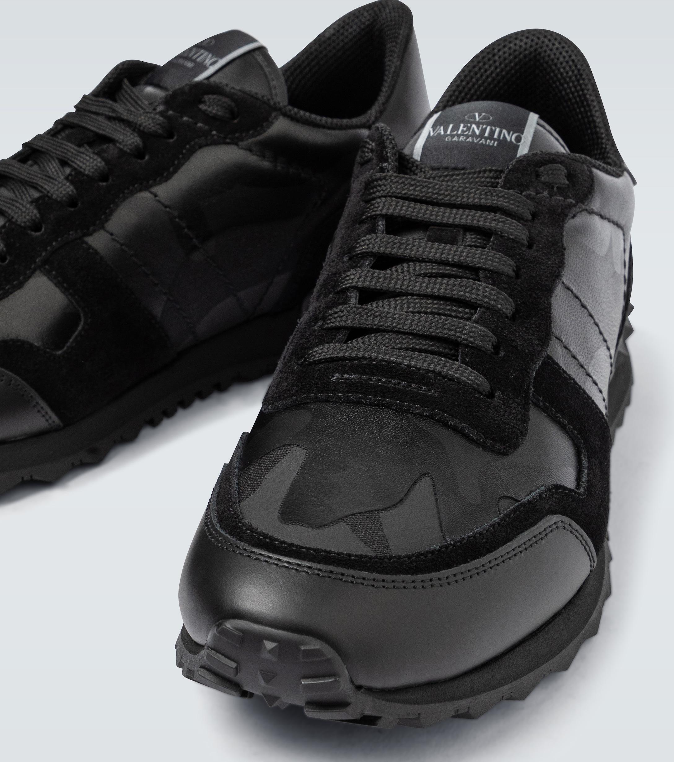 valentino rockrunner all black