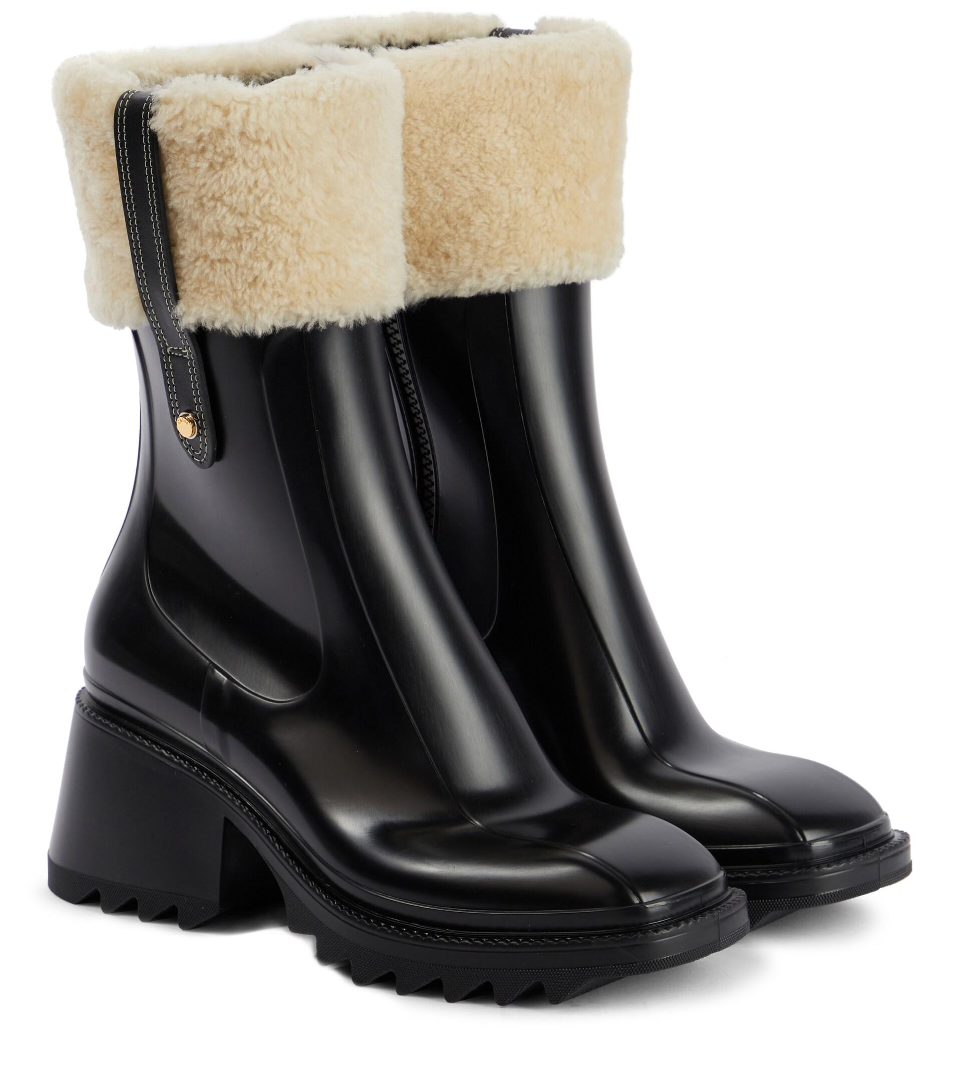 Chloé Betty Shearling-trimmed Pvc Boots | Lyst