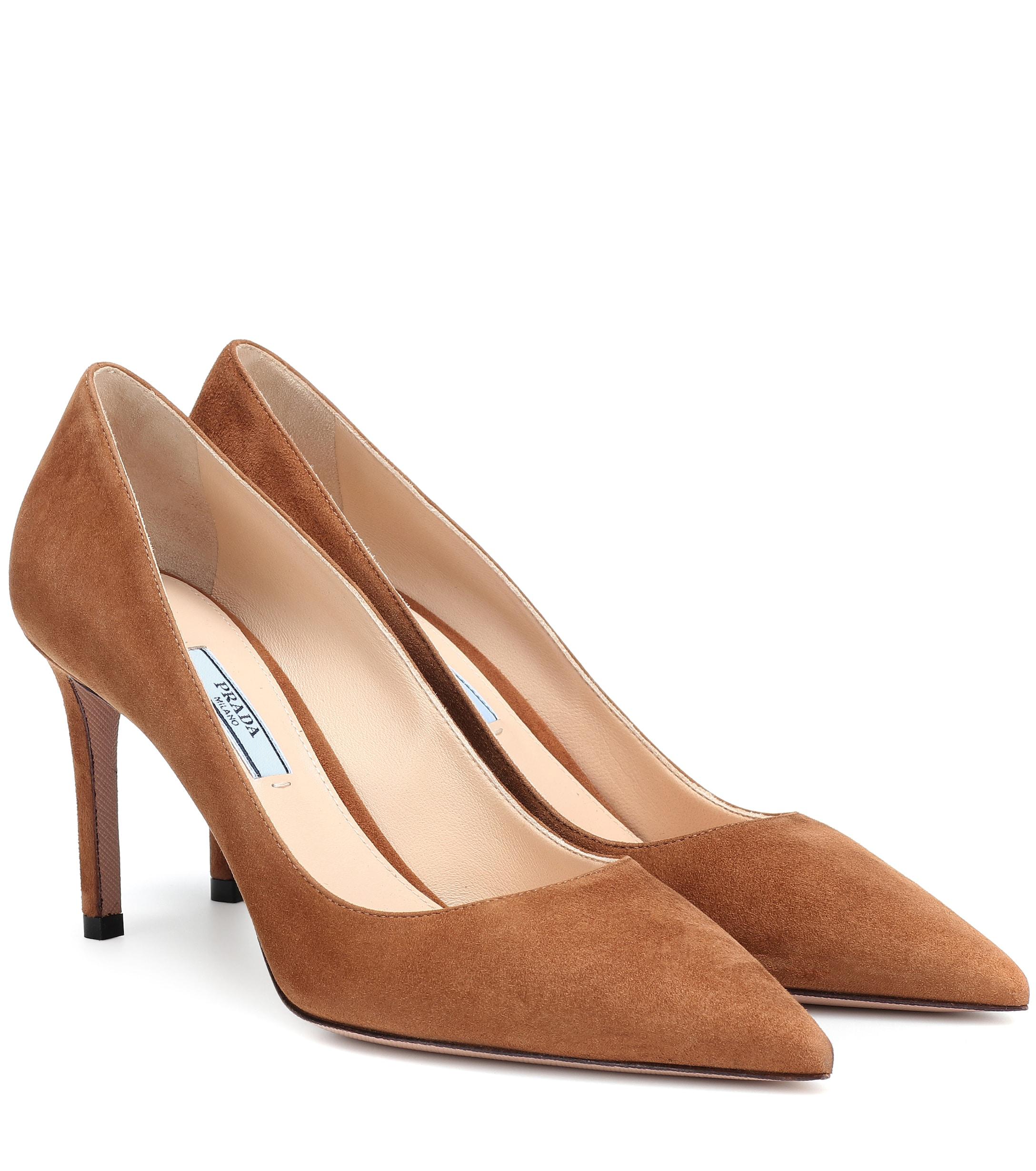 suede pumps