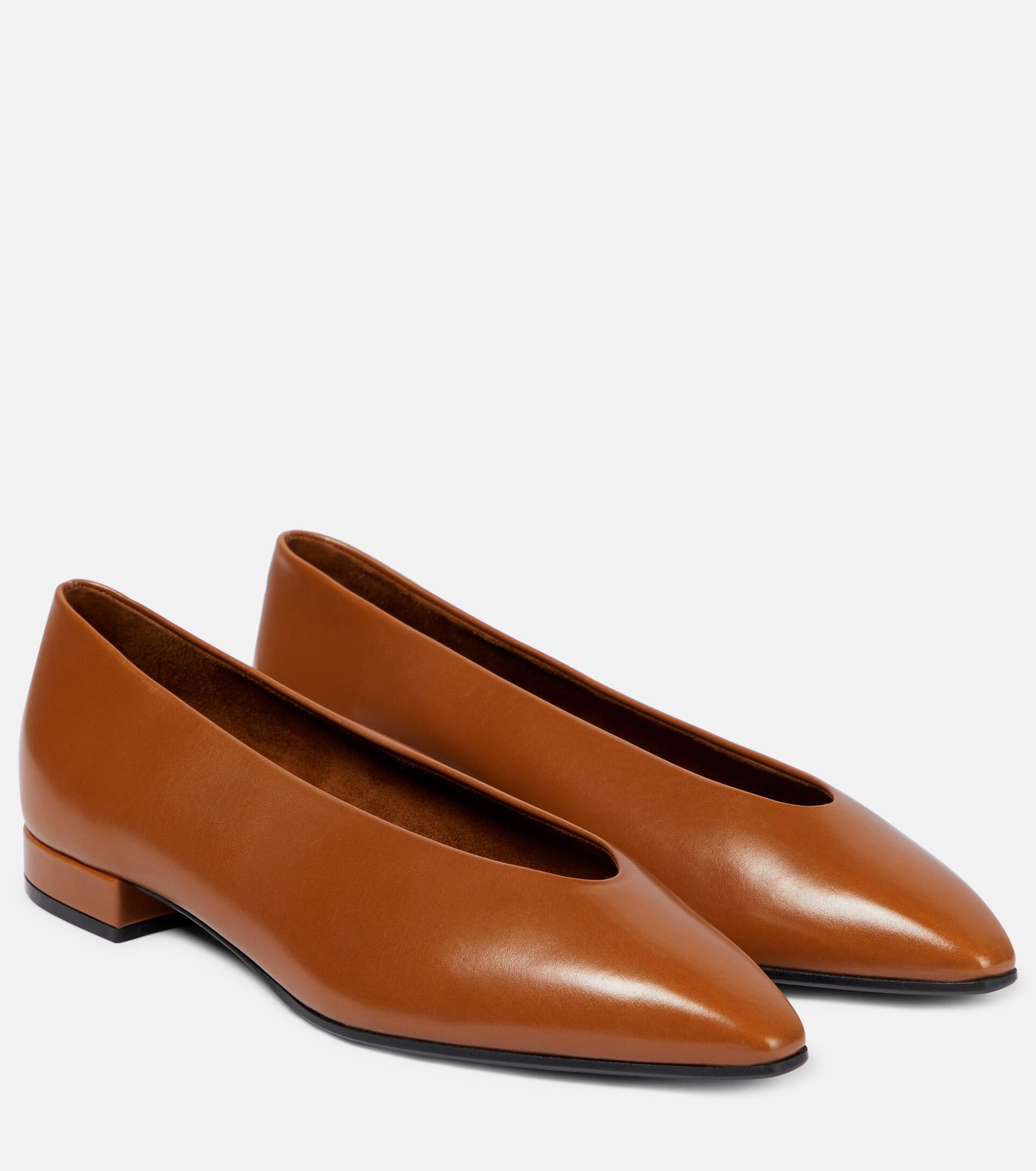 Loro Piana Rebecca Leather Ballet Flats in Brown Lyst
