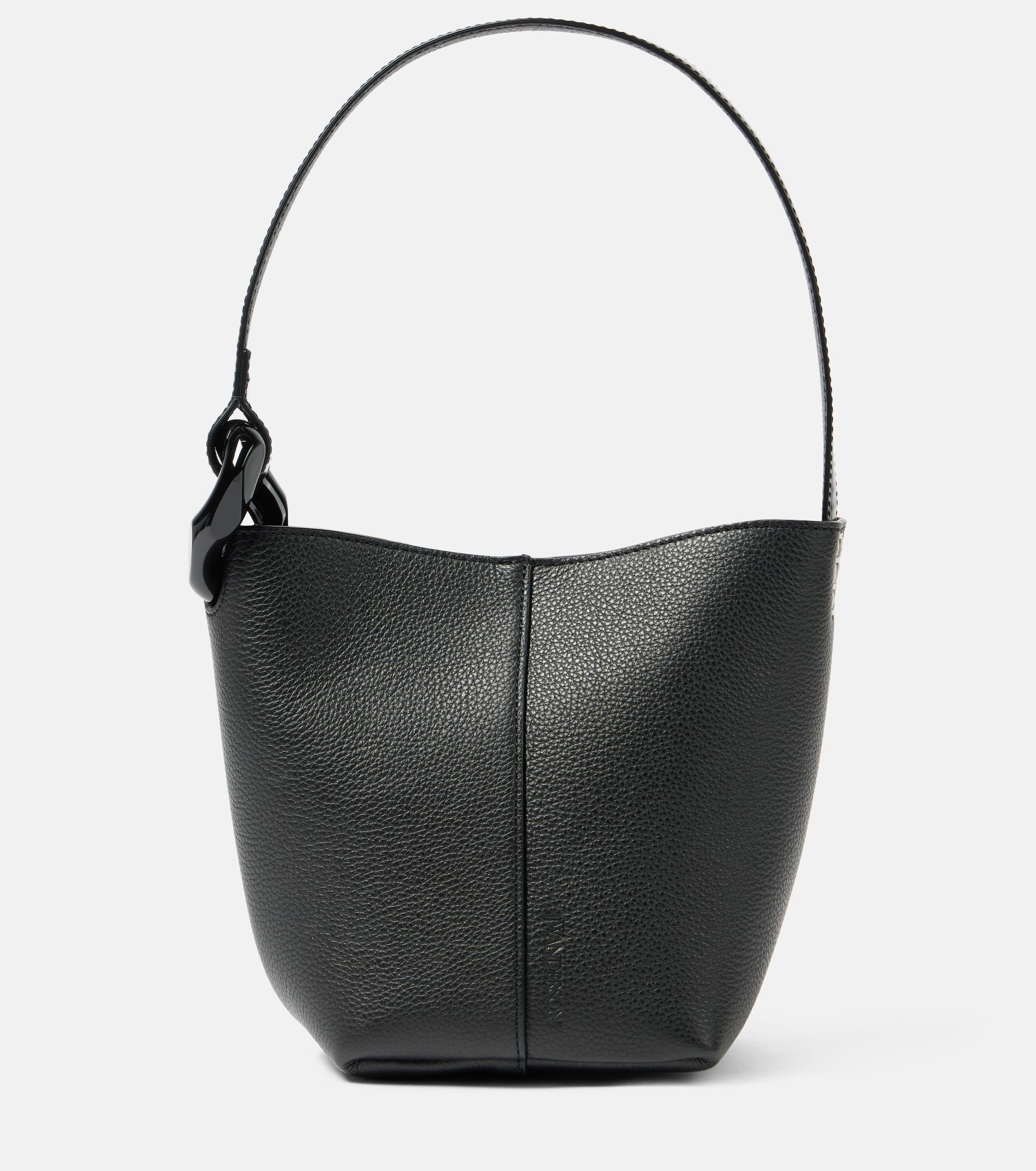 jw-anderson-black-Jwa-Corner-