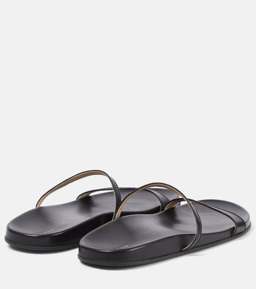 THE ROW◆Black Rubber Foam Slippers サンダル 限定SALE♪ Foam rubber sandals in black - The Row | Mytheresa