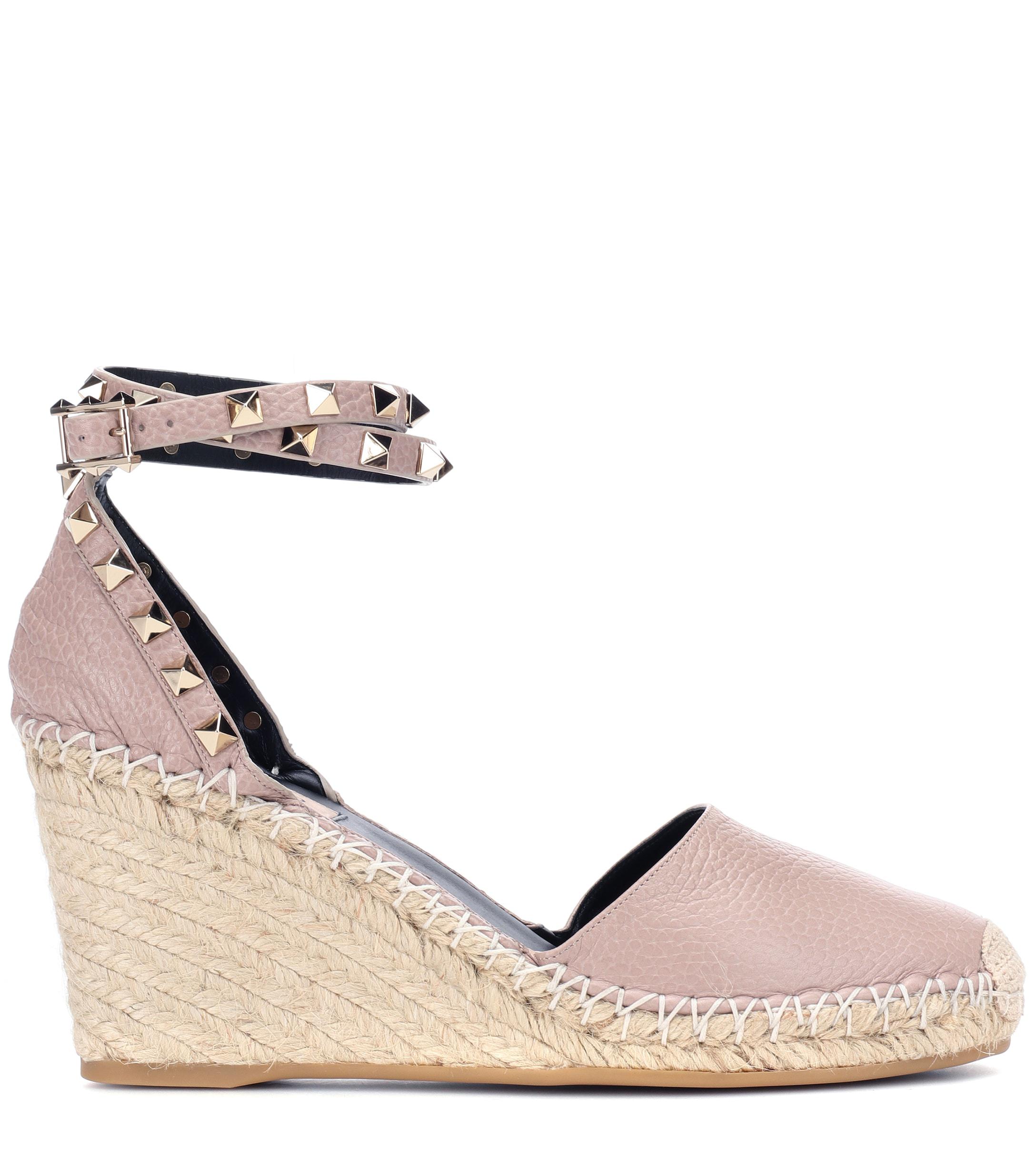 Valentino Rockstud Leather Wedge Espadrilles in Pink - Save 21% - Lyst