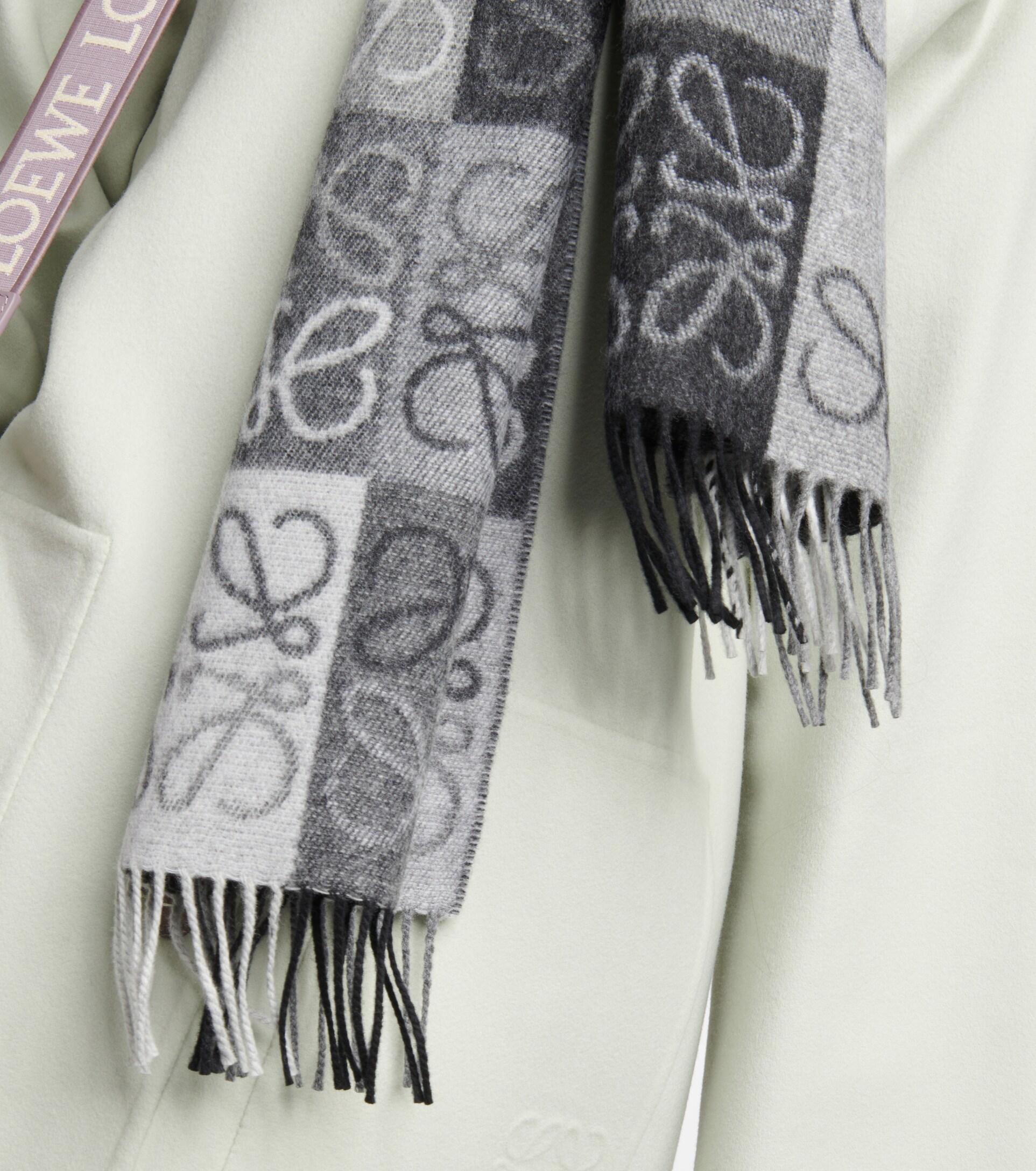 Loewe Anagram Wool And Cashmere Scarf in Gray