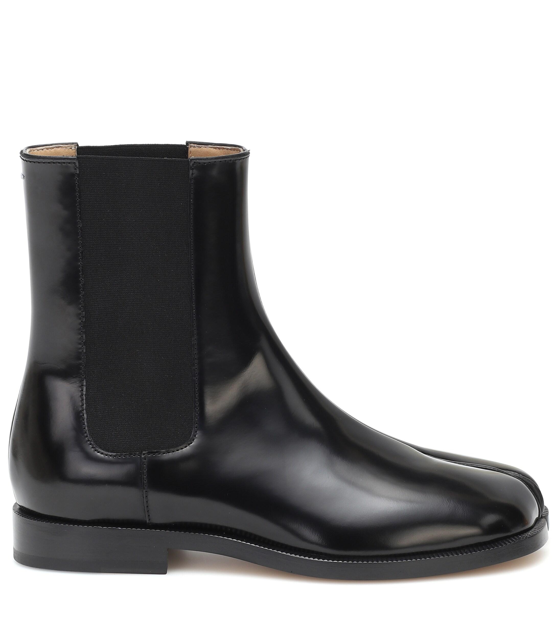 Maison Margiela Tabi Patent-leather Chelsea Boots in Black - Lyst