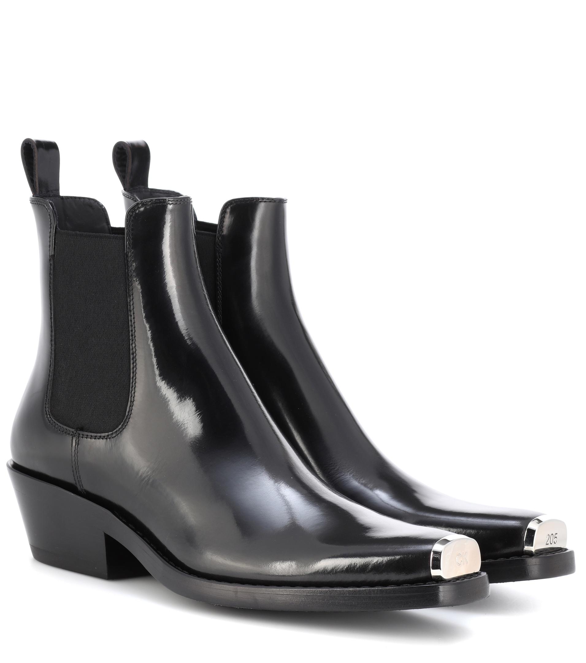 CALVIN KLEIN 205W39NYC Western Claire Leather Ankle Boots in Black | Lyst