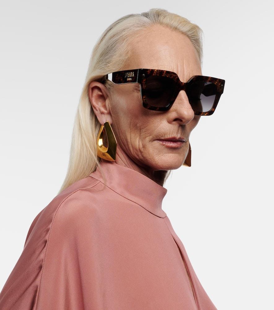 Fendi Roma Square Sunglasses in Brown | Lyst