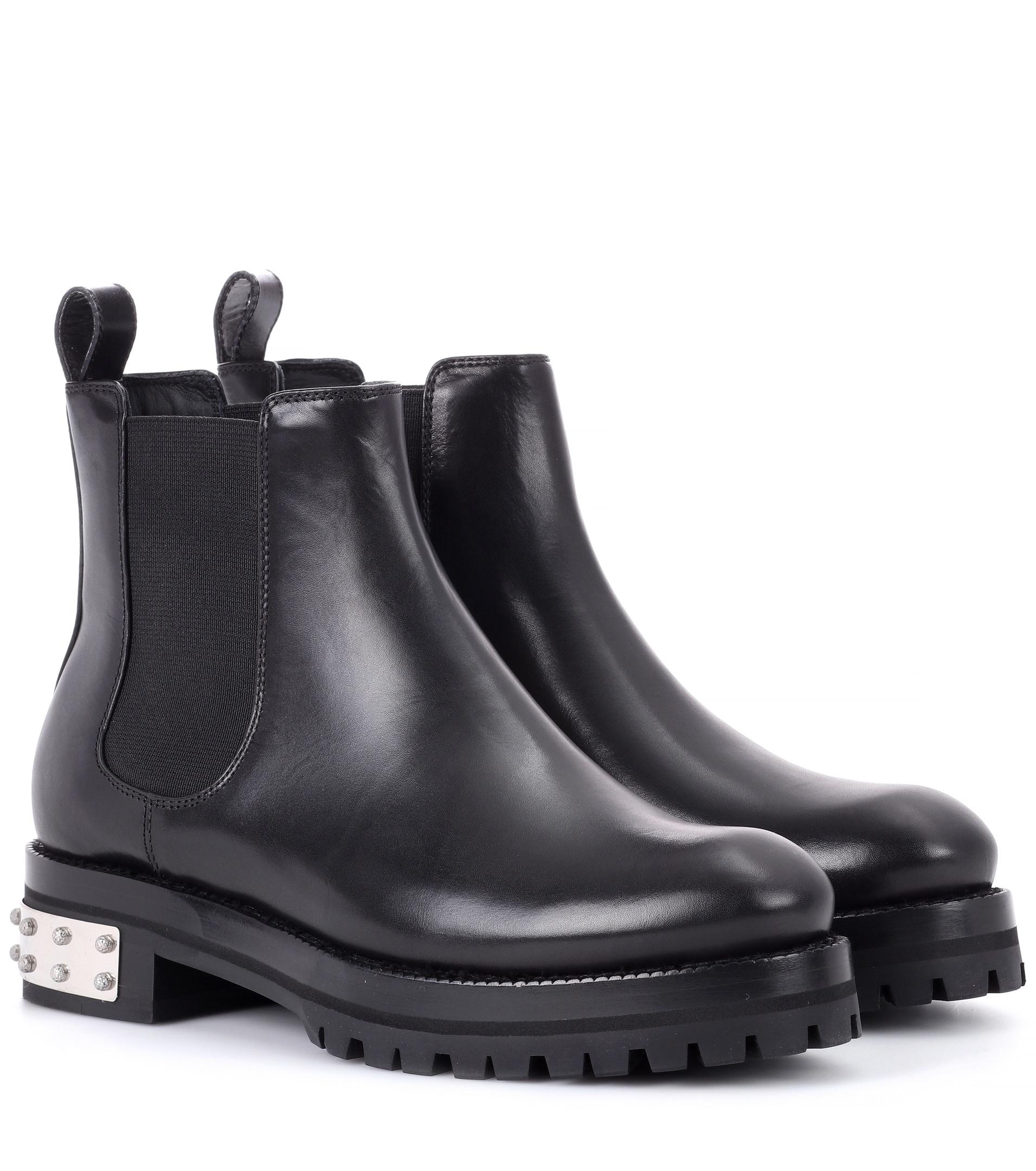 alexander mcqueen leather chelsea boots