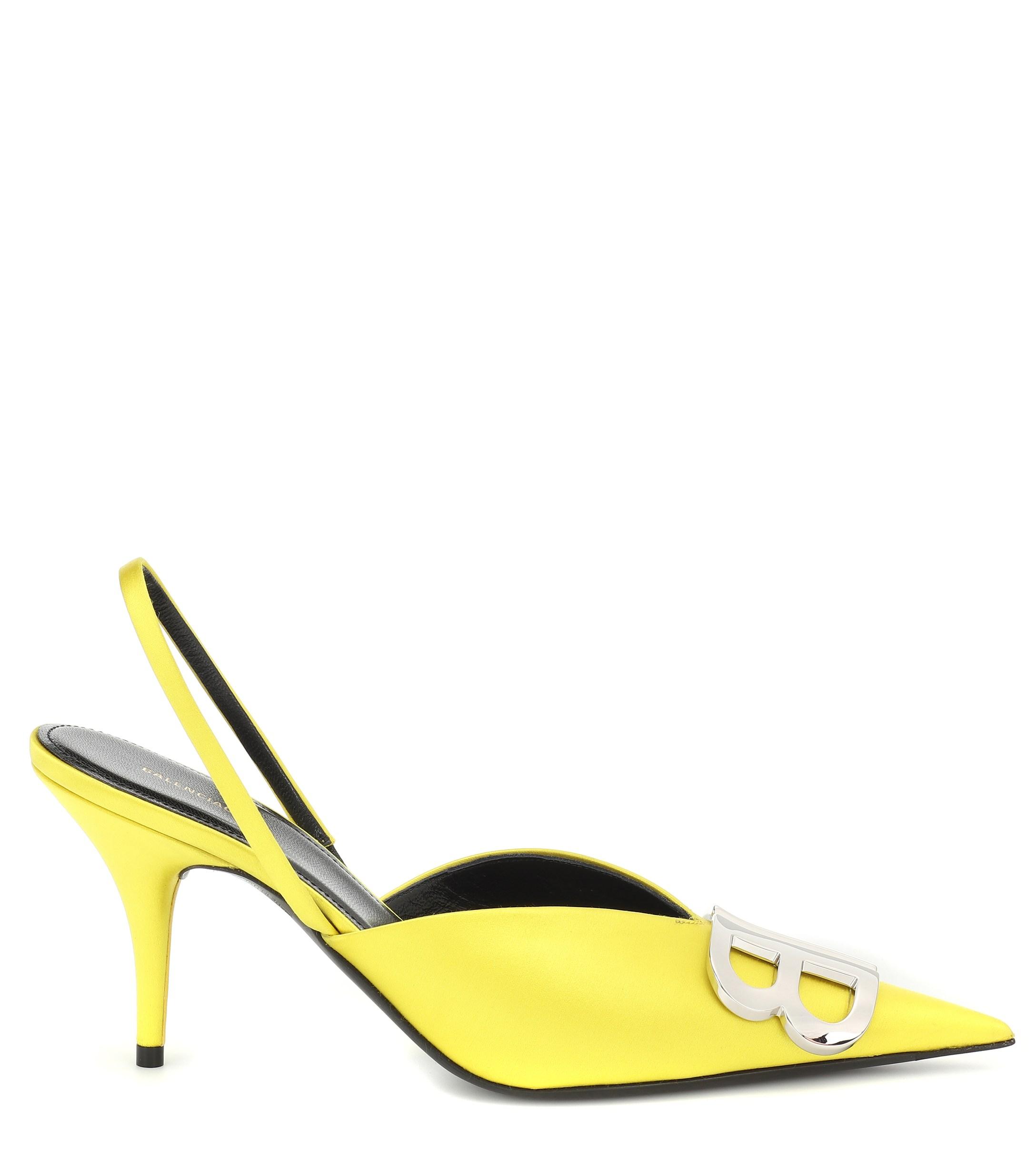 balenciaga bb patent leather pumps