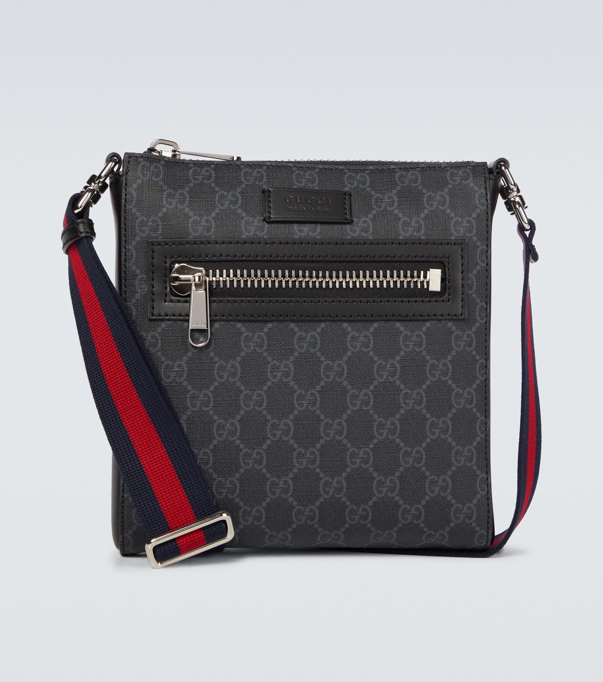 Gucci GG Supreme Small Messenger Bag in Black for Men | Lyst