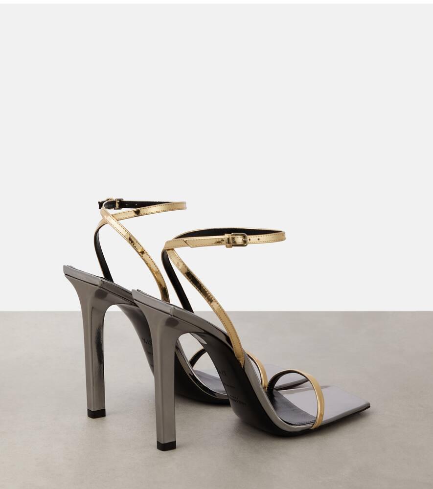 サンダル・ミュール SAINT LAURENT ZORA SANDALS IN PATENT LEATHER Saint Laurent Pam Metallic Leather Sandals in Black | Lyst