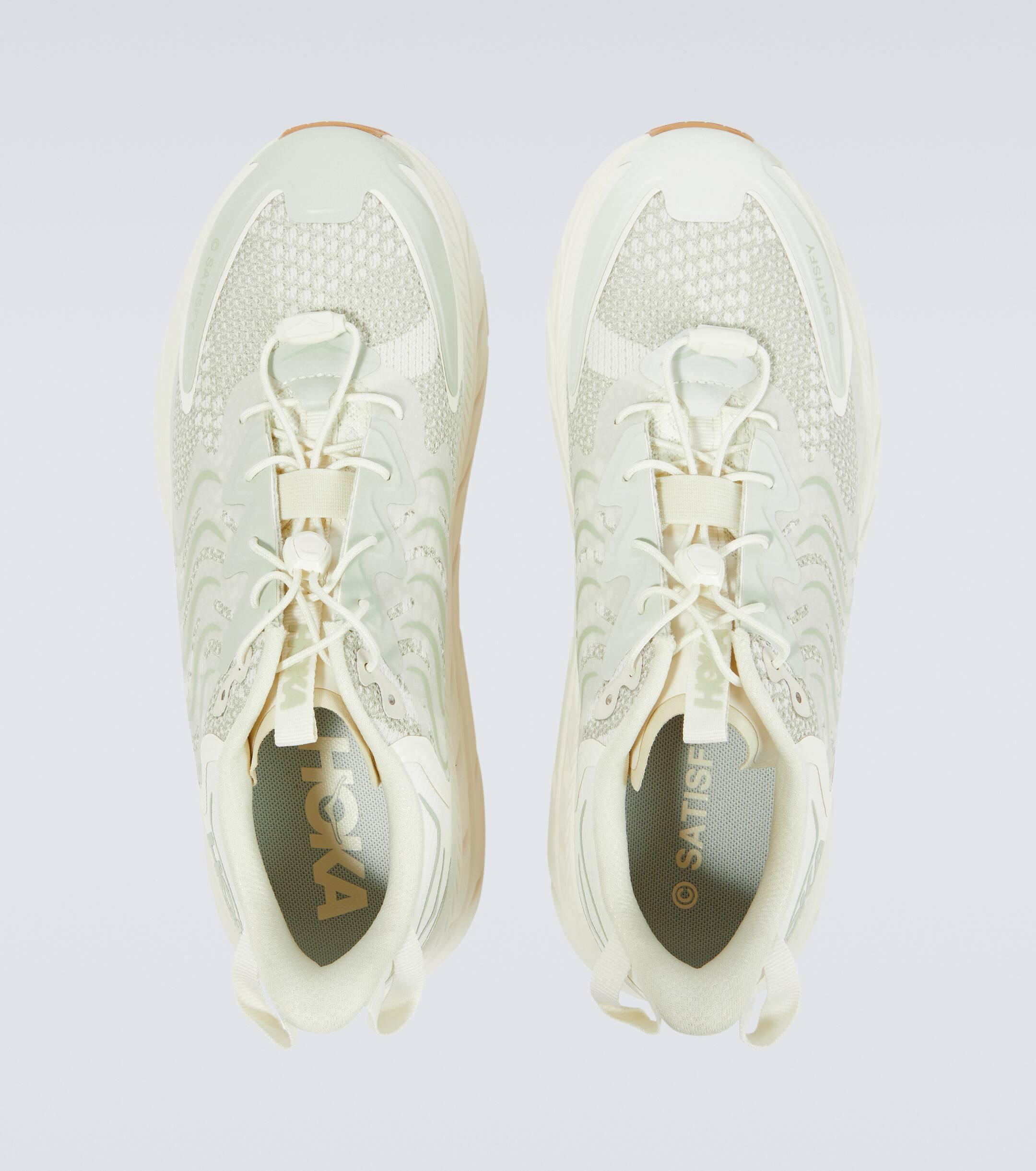 Basket hoka shop one one