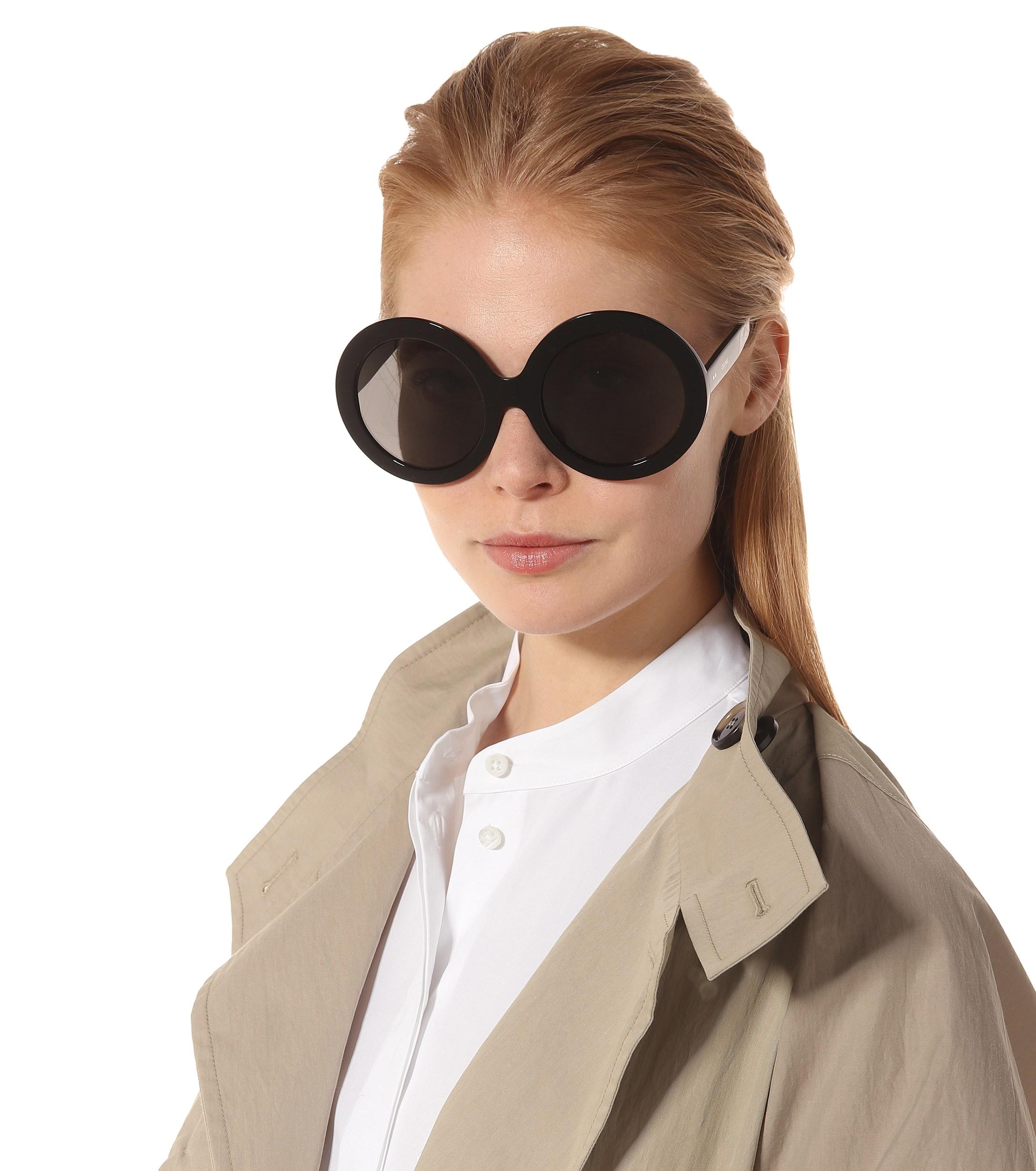 Celine Round Sunglasses in Black | Lyst