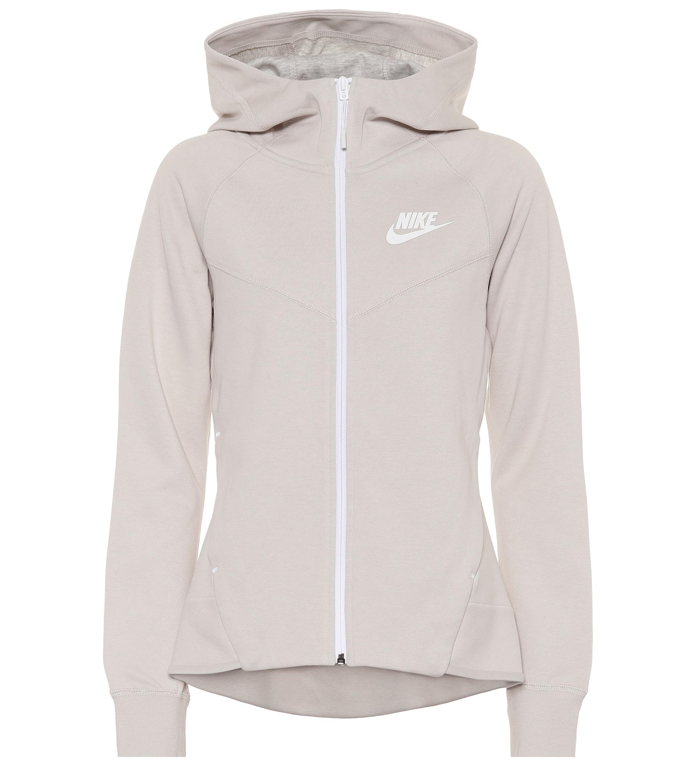 nike windrunner sweats