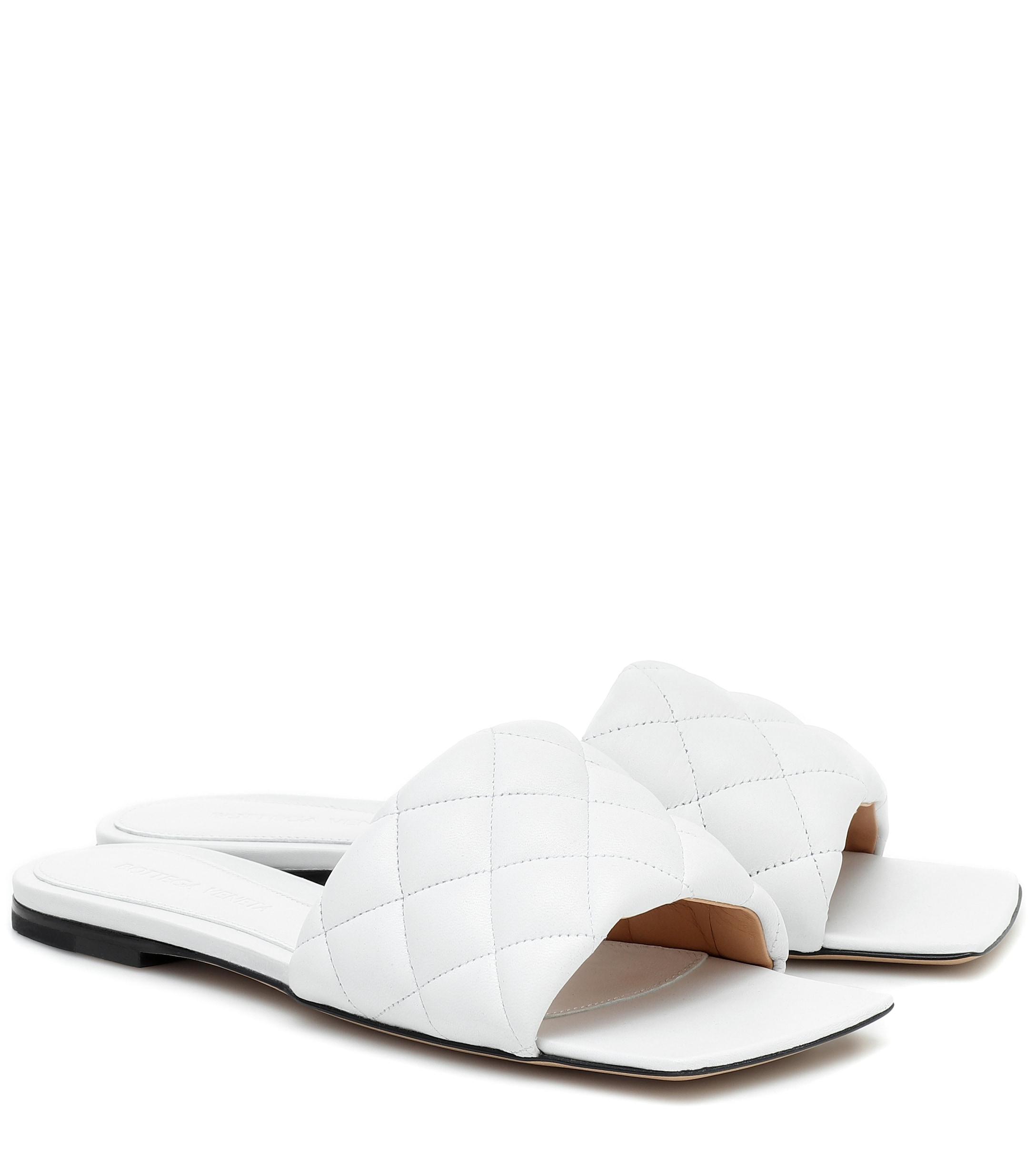 matelassé slide sandal