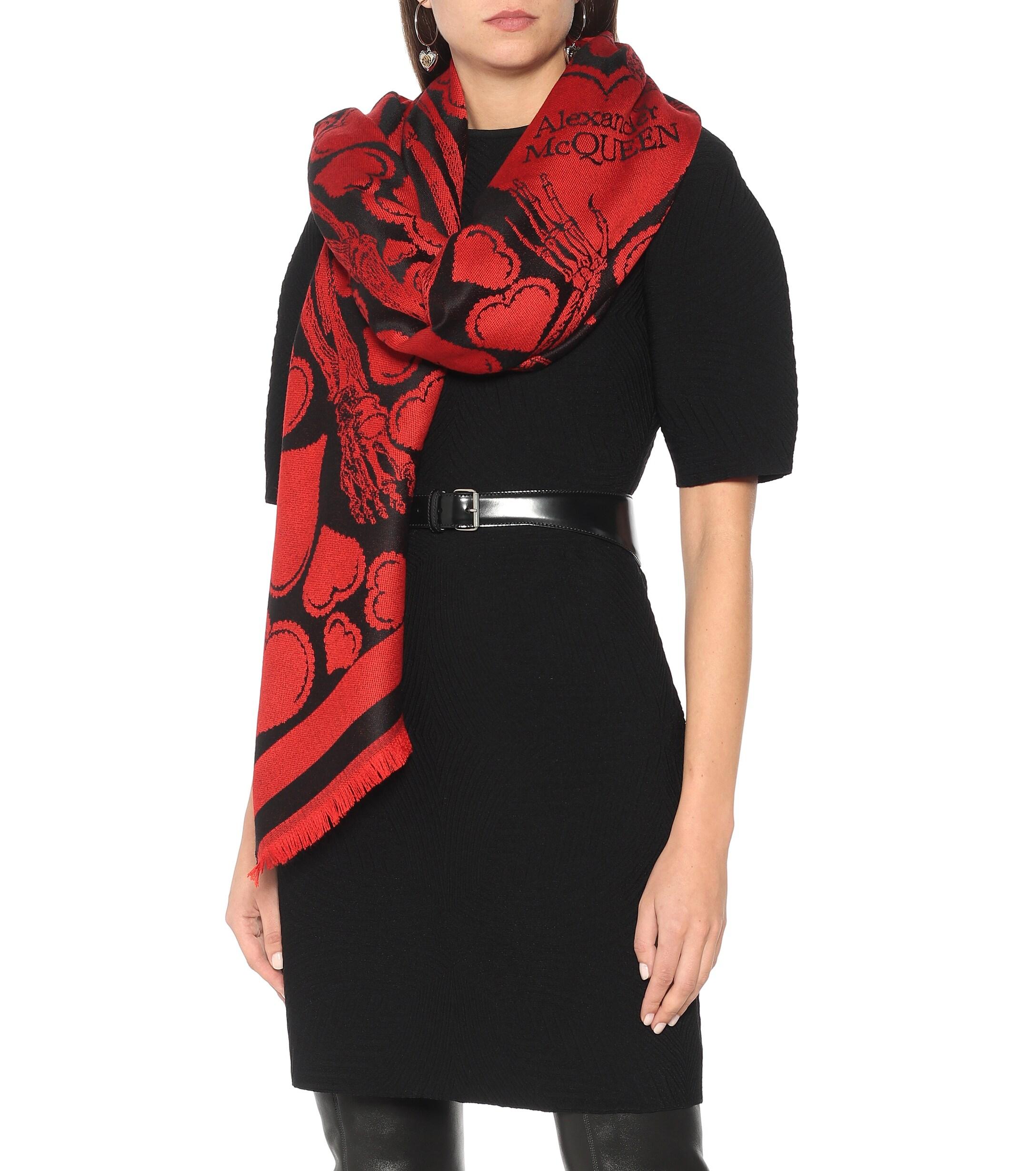 Alexander McQueen Printed Wool Scarf in Red Lyst