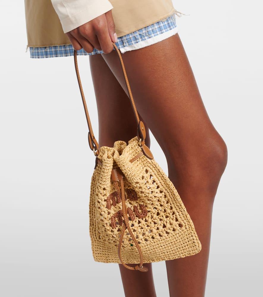 【MIU MIU】RAFFIA BUCKET BAG Mini logo raffia-effect bucket bag in brown - Miu Miu