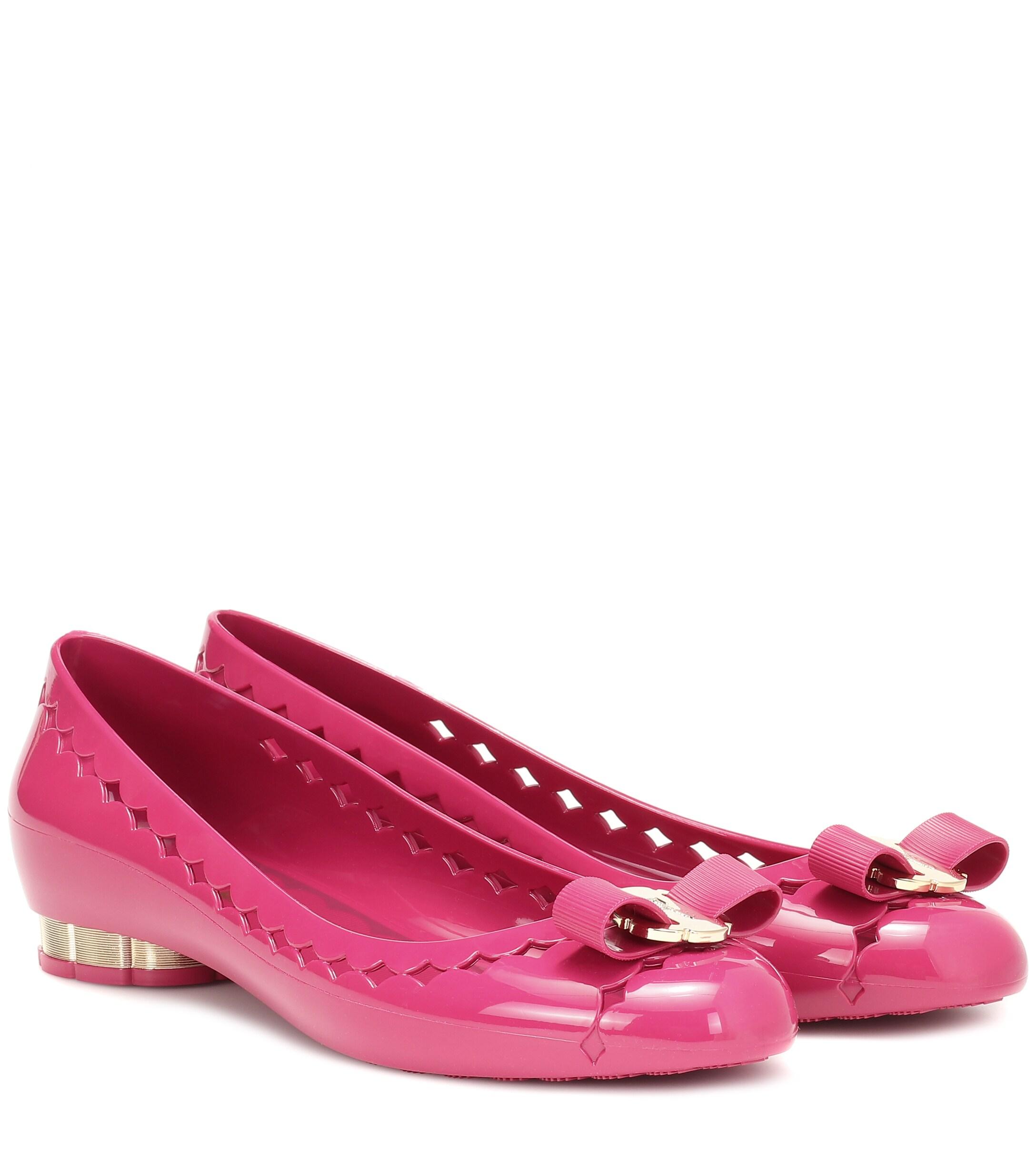 Ferragamo Vara Bow Jelly Ballet Flats in Pink - Lyst