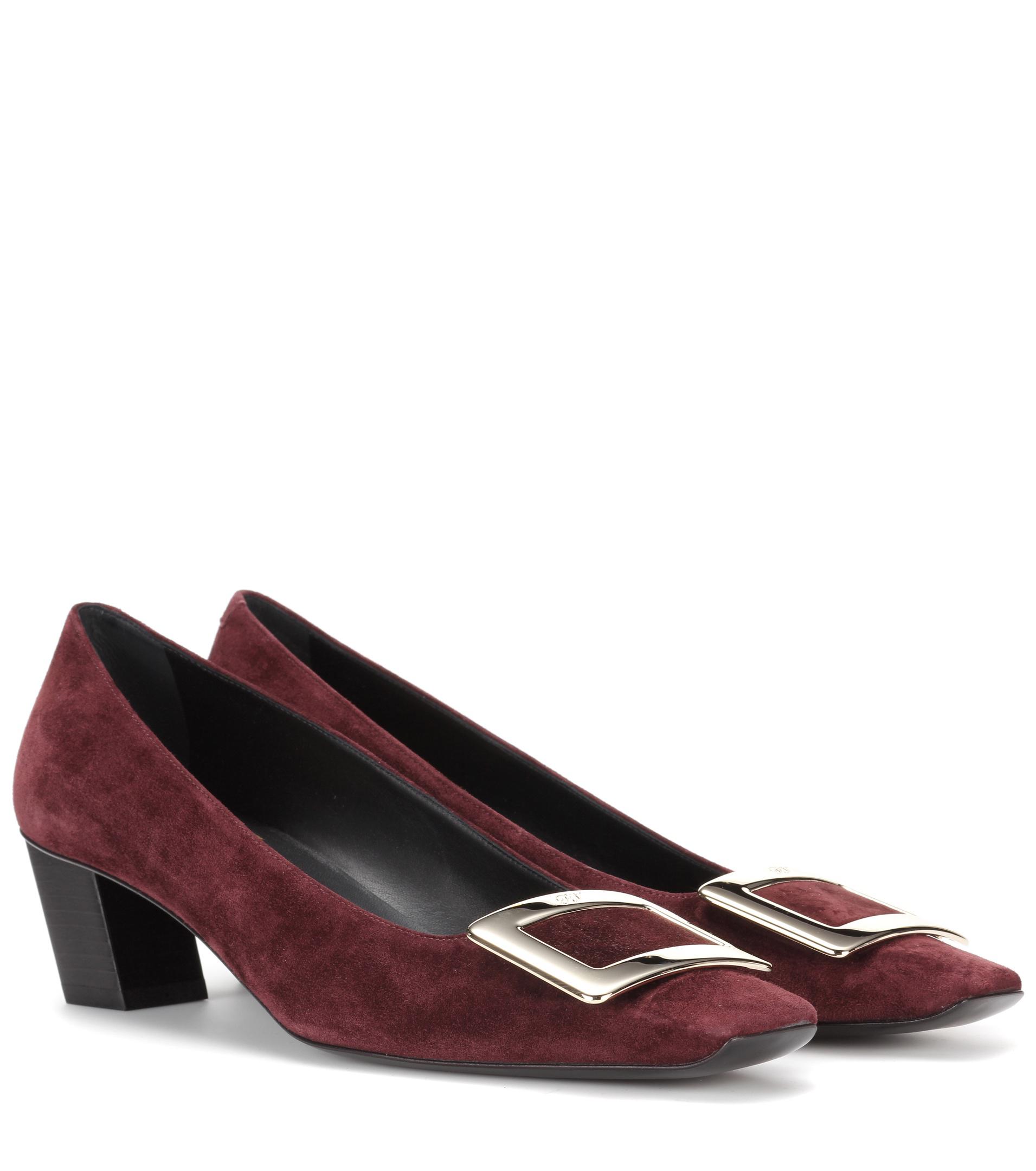 Roger Vivier Décolleté Belle Vivier Suede Pumps in Red - Lyst