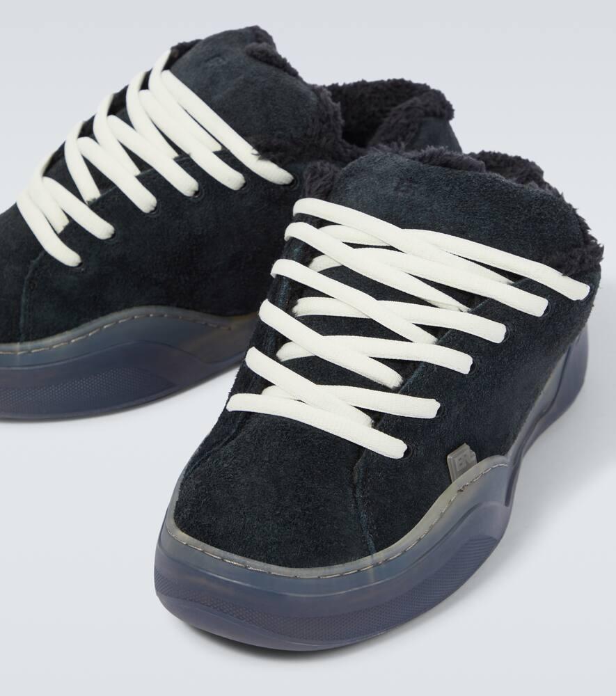 erl-designer-black-Vamps-Skate