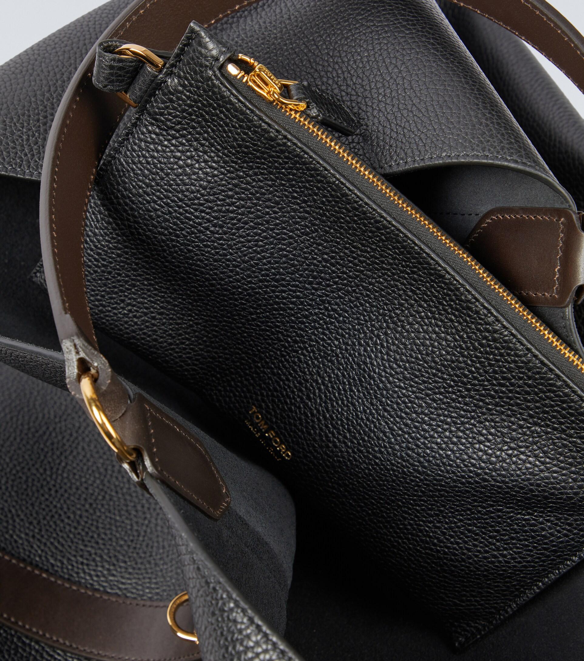 Tom Ford Logo Leather Tote Bag in Black for Men | Lyst
