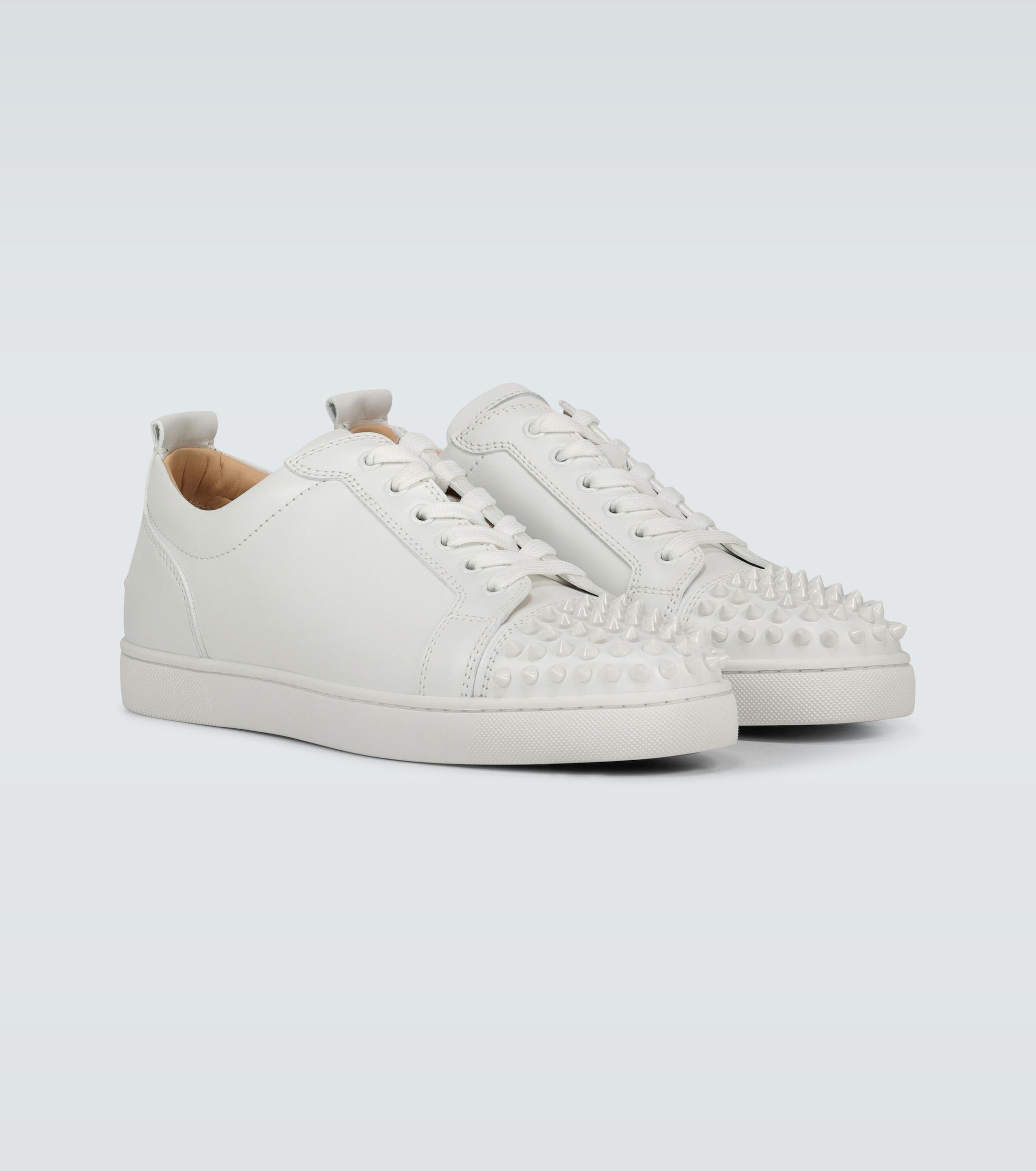 Christian Louboutin Leather Louis Spike-embellished Trainers in White for  Men - Save 56% - Lyst