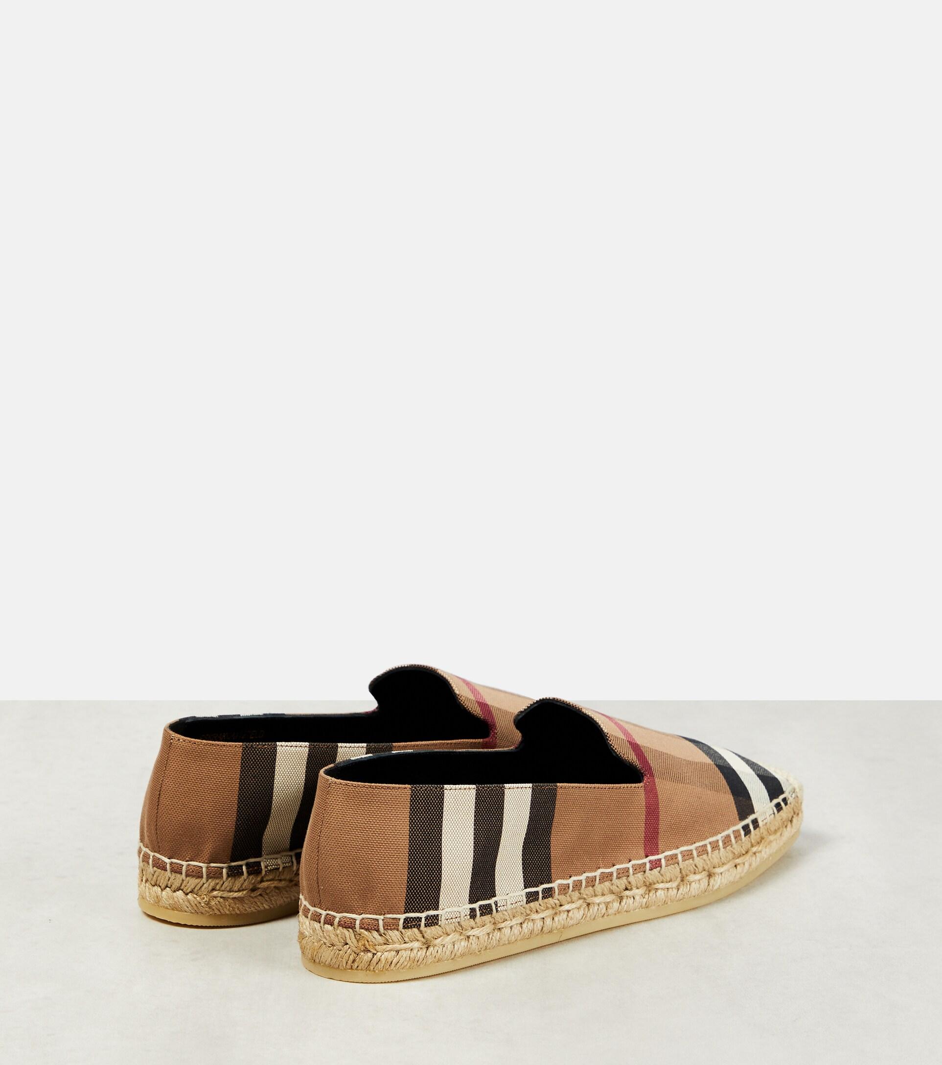 tieners Inspecteren accu Burberry Vintage Check Espadrilles in Brown | Lyst